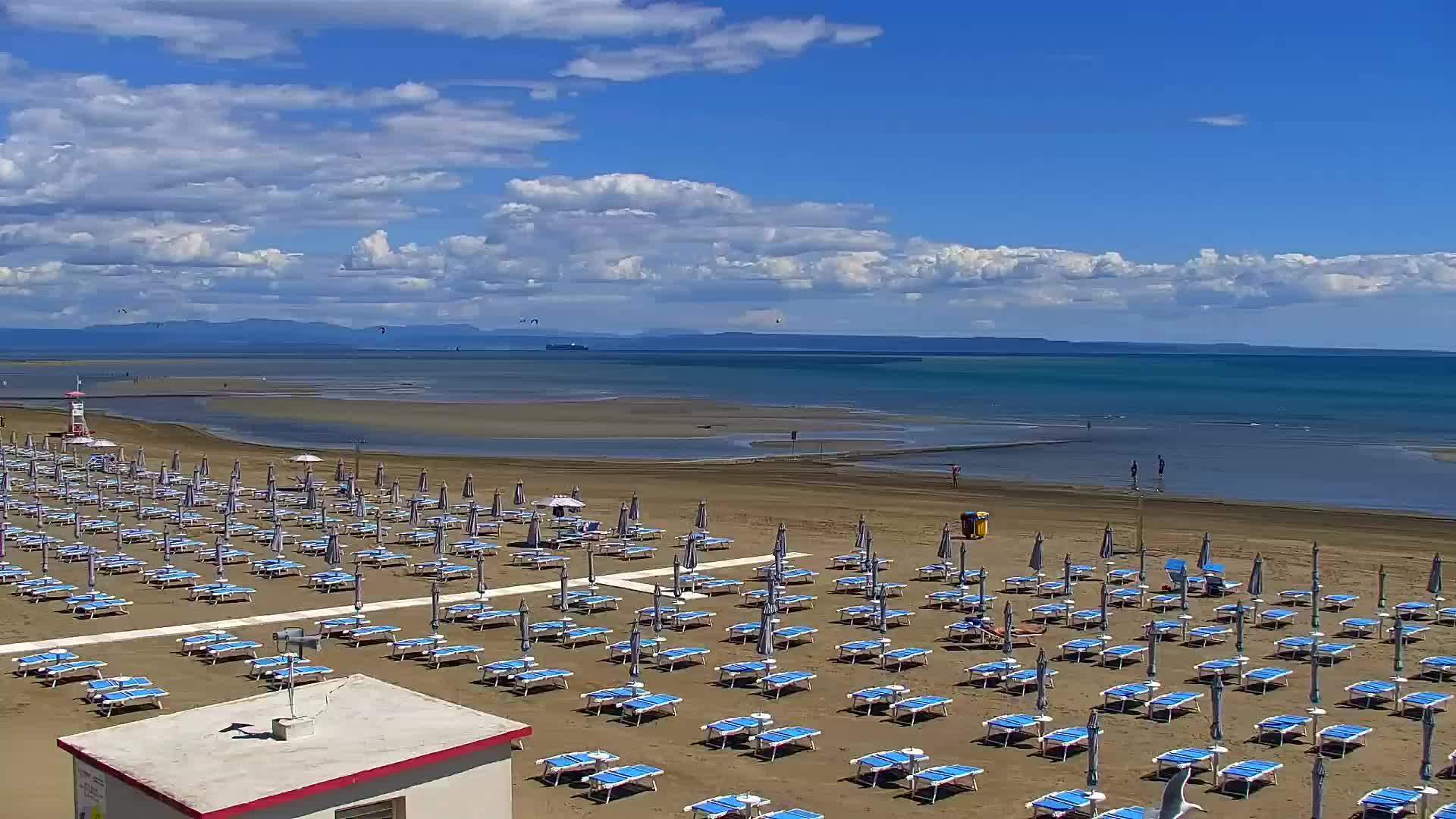 Spletna kamera v živo Grado: Pogledi na plažo in vodni park v realnem času