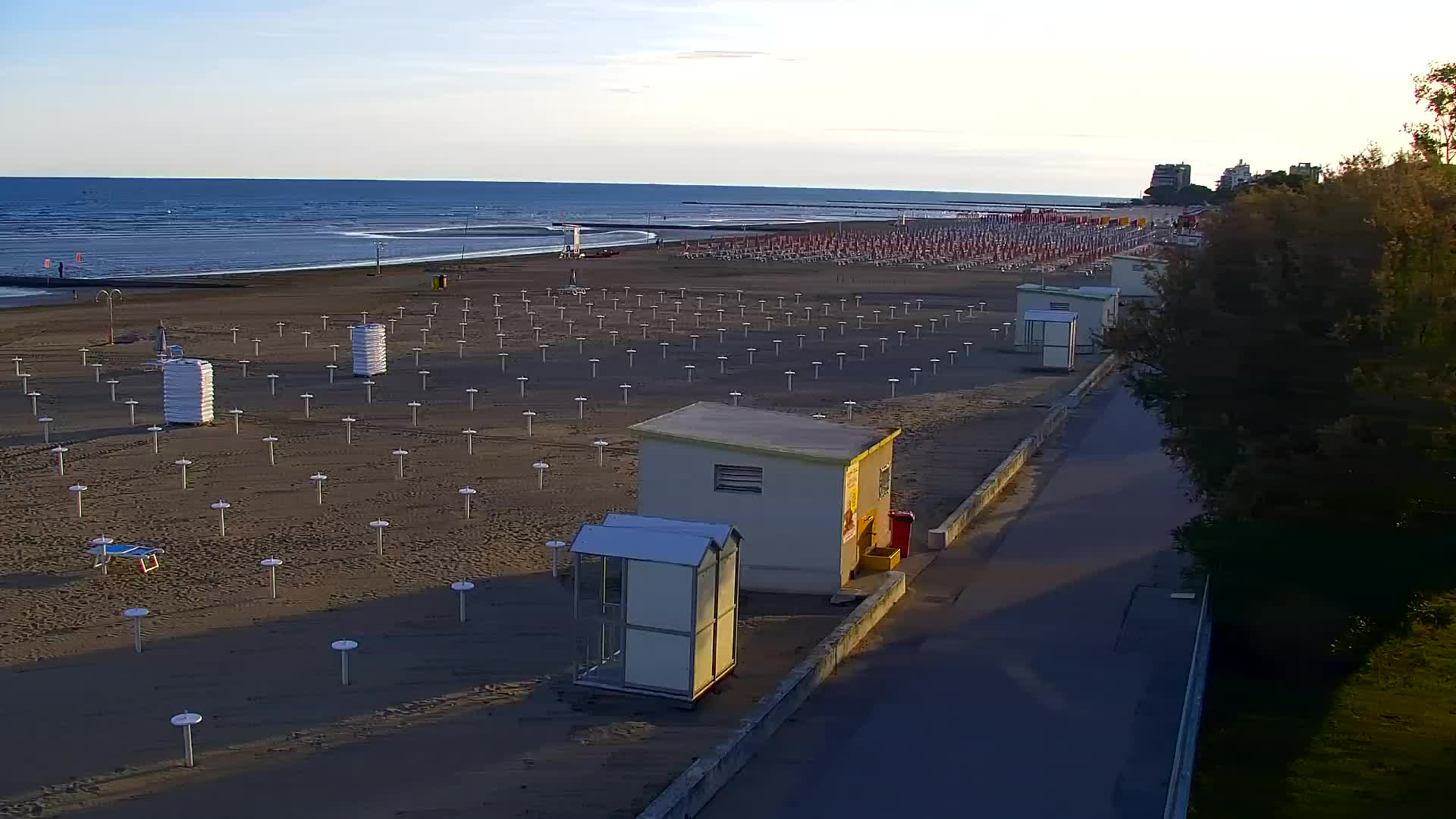 Webcam en vivo Grado: Vistas de la playa y del parque acuático en tiempo real