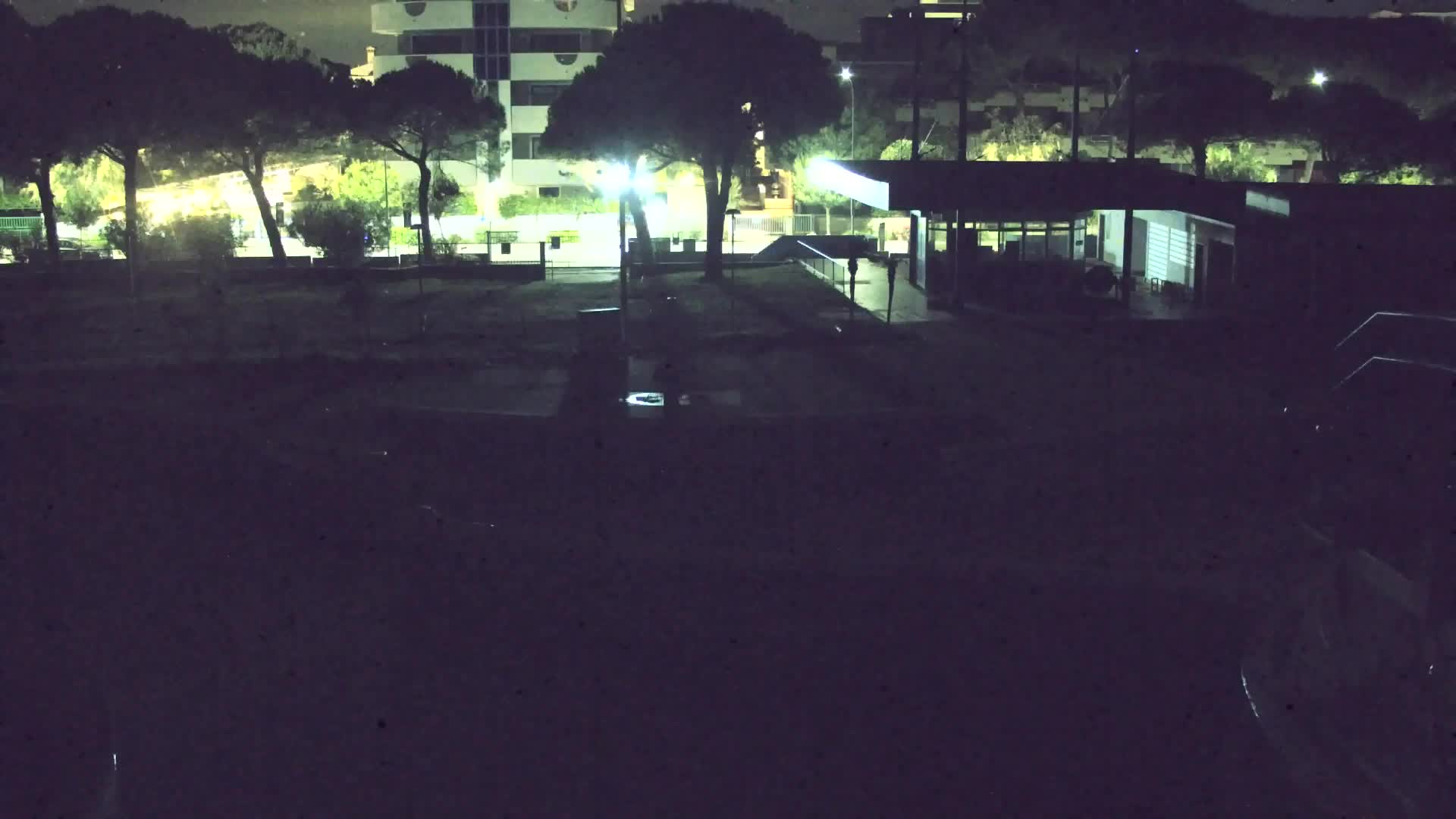 Webcam en vivo Grado: Vistas de la playa y del parque acuático en tiempo real