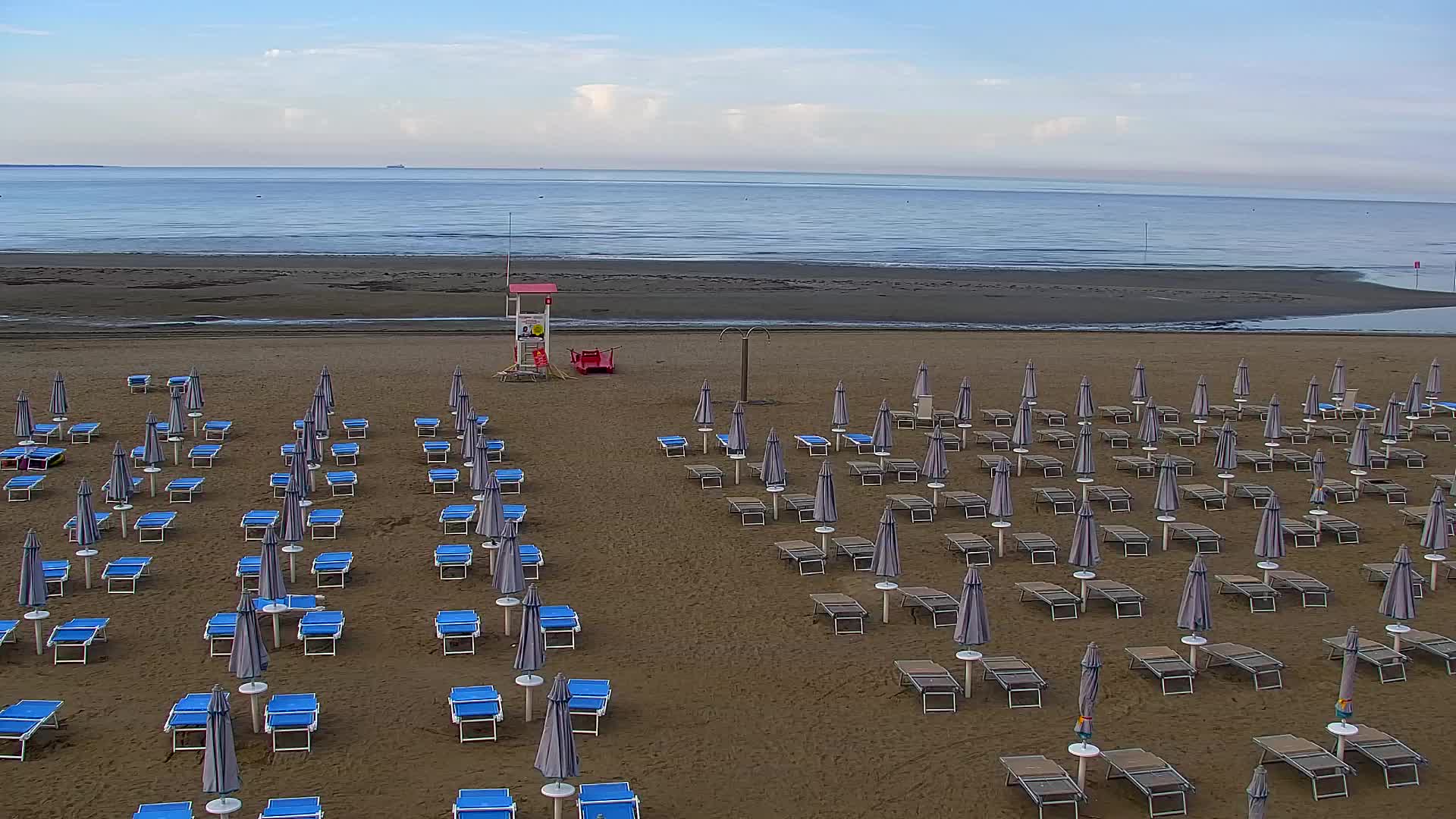 Grado Beach and Aquapark Views in Real Time