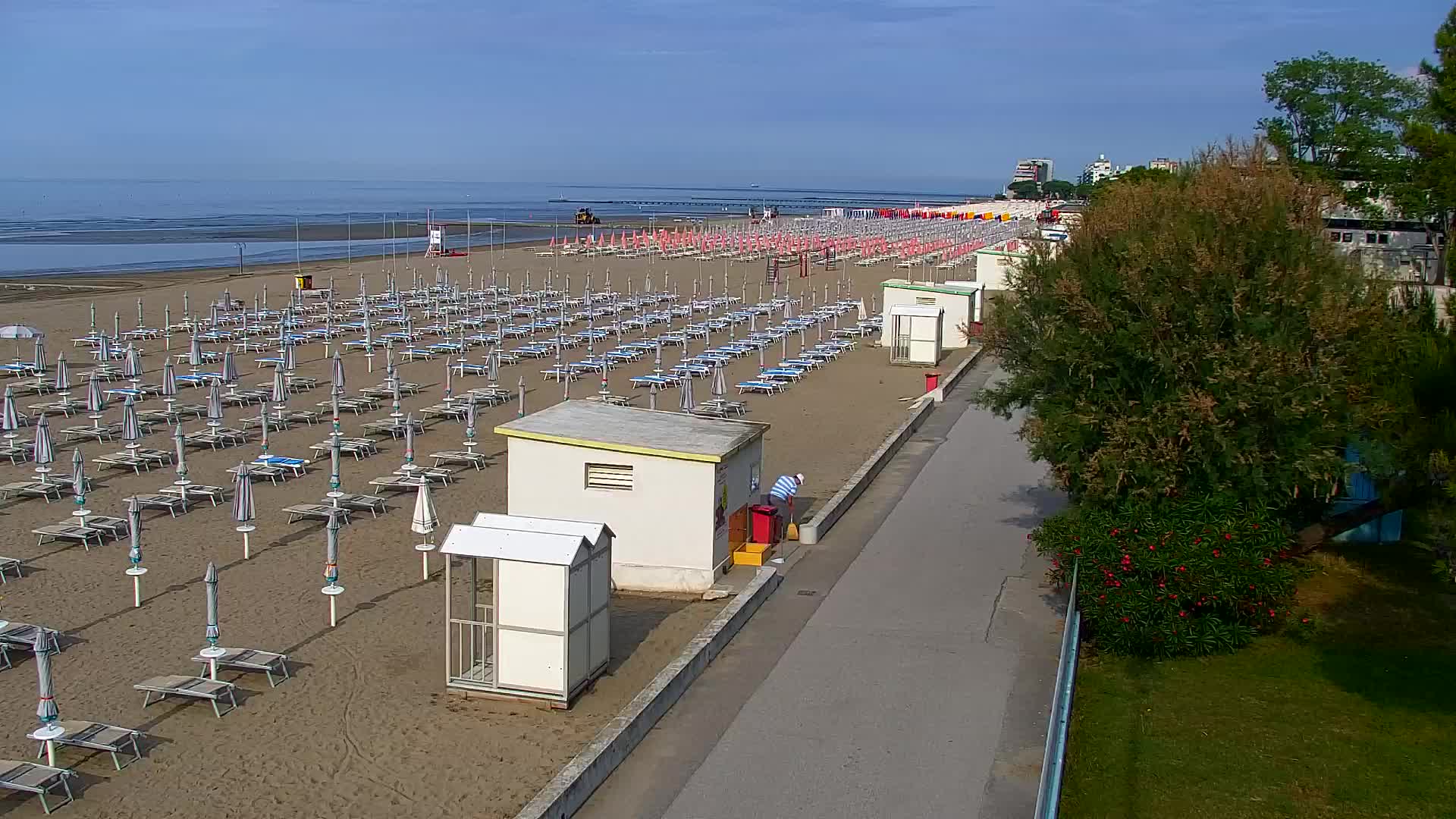 Spletna kamera v živo Grado: Pogledi na plažo in vodni park v realnem času