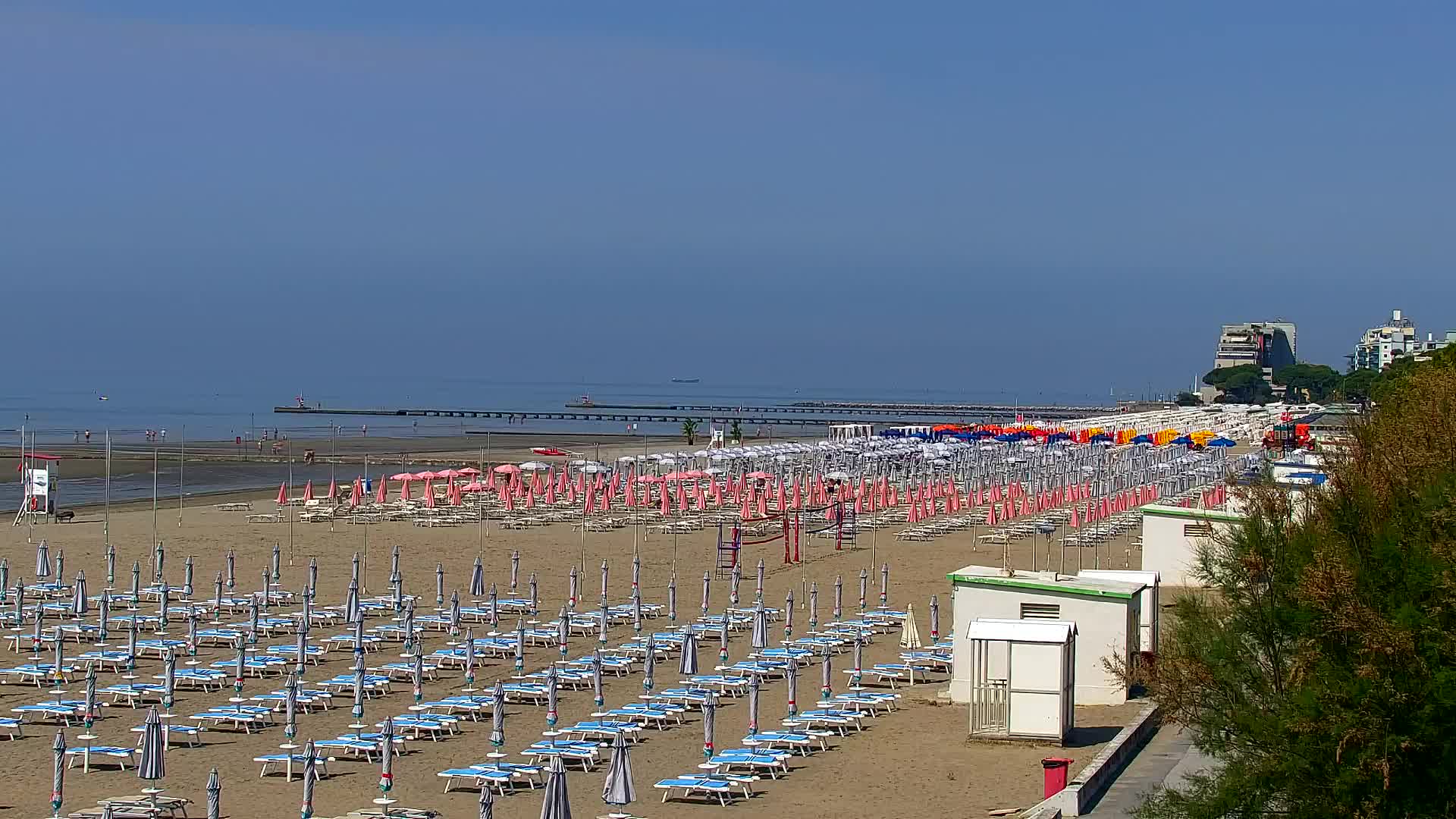 Webcam Live Grado: Vista sulla spiaggia e sull’acquapark in tempo reale
