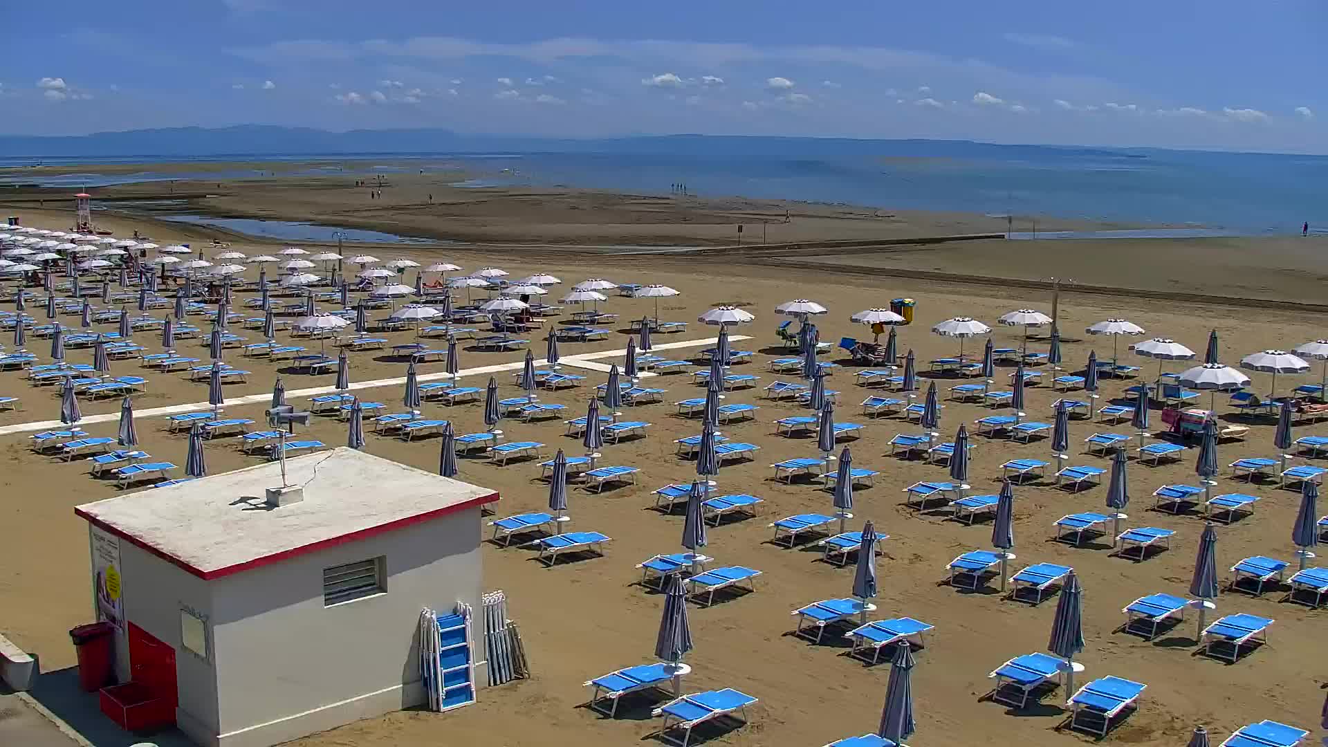 Spletna kamera v živo Grado: Pogledi na plažo in vodni park v realnem času