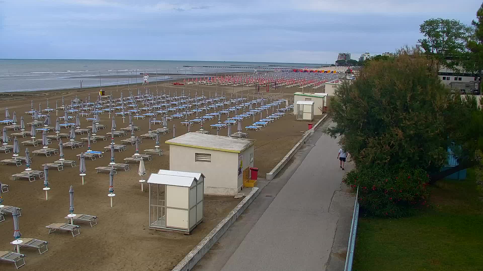 Spletna kamera v živo Grado: Pogledi na plažo in vodni park v realnem času