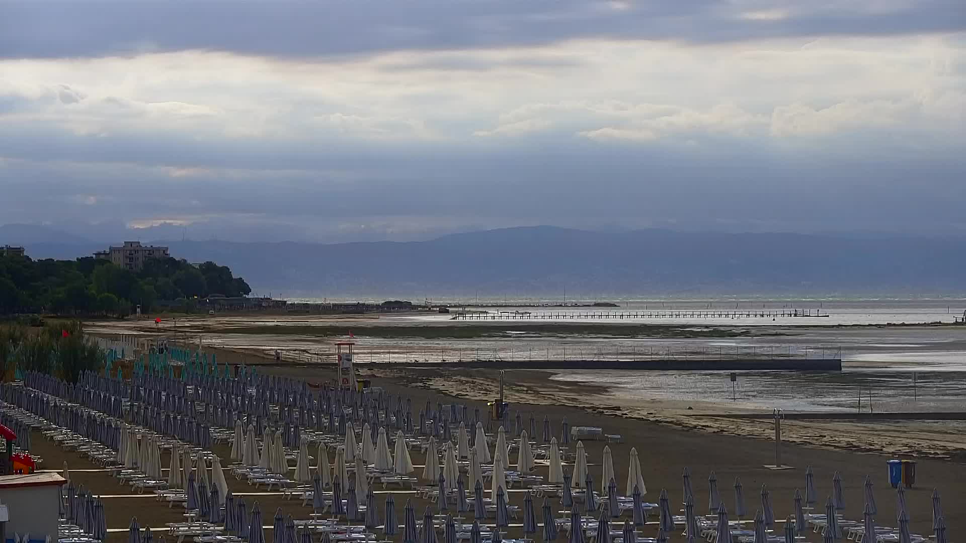 Grado Beach and Aquapark Views in Real Time