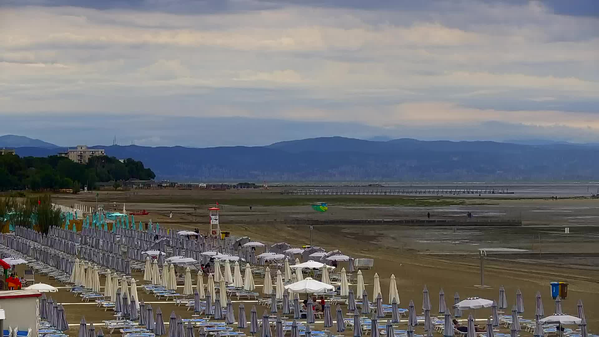 Grado Beach and Aquapark Views in Real Time