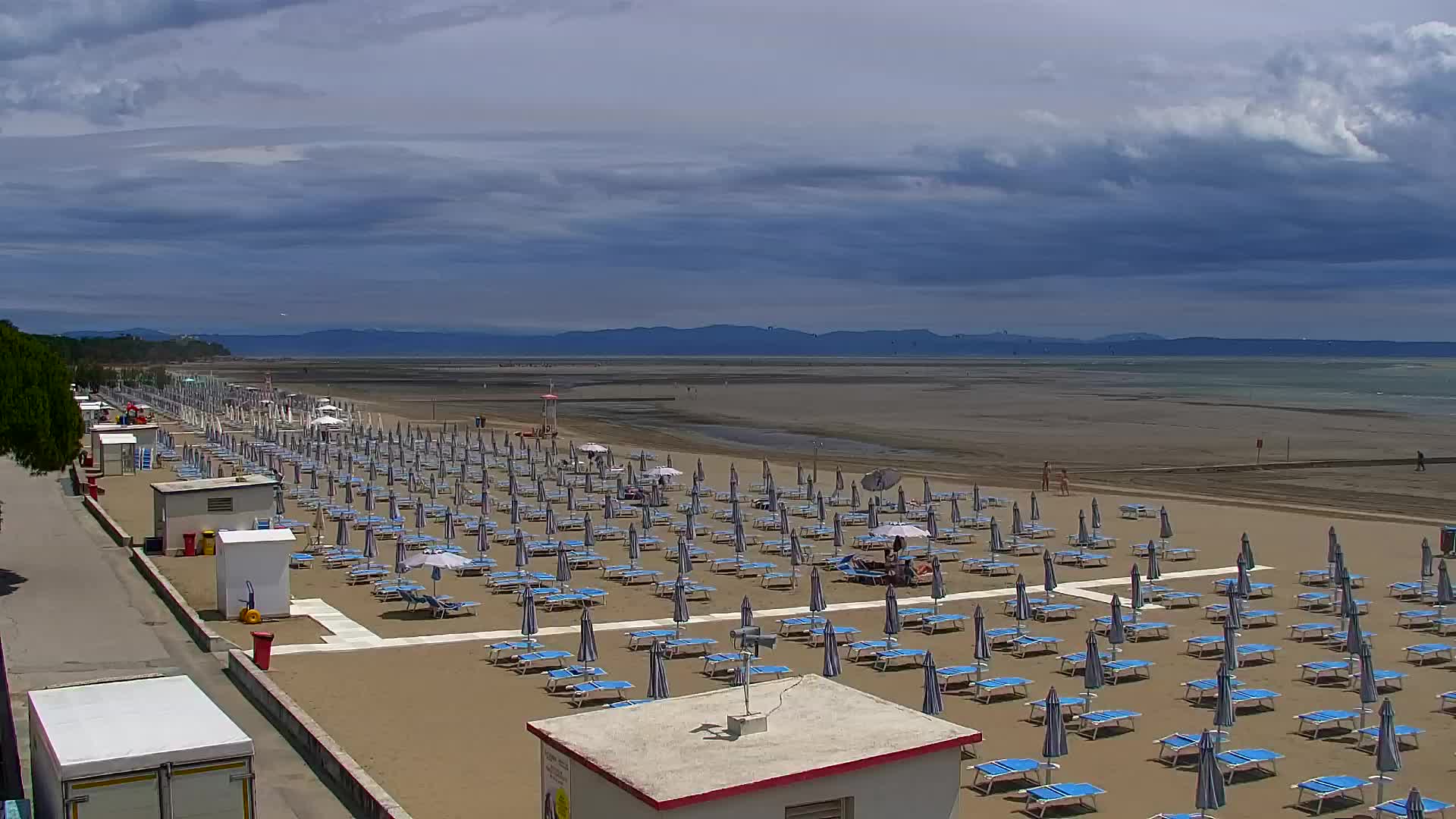 Grado Beach and Aquapark Views in Real Time