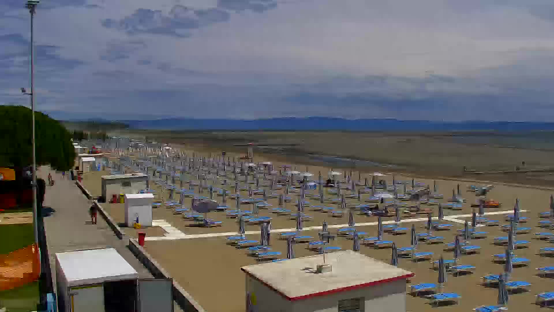 Grado Beach and Aquapark Views in Real Time