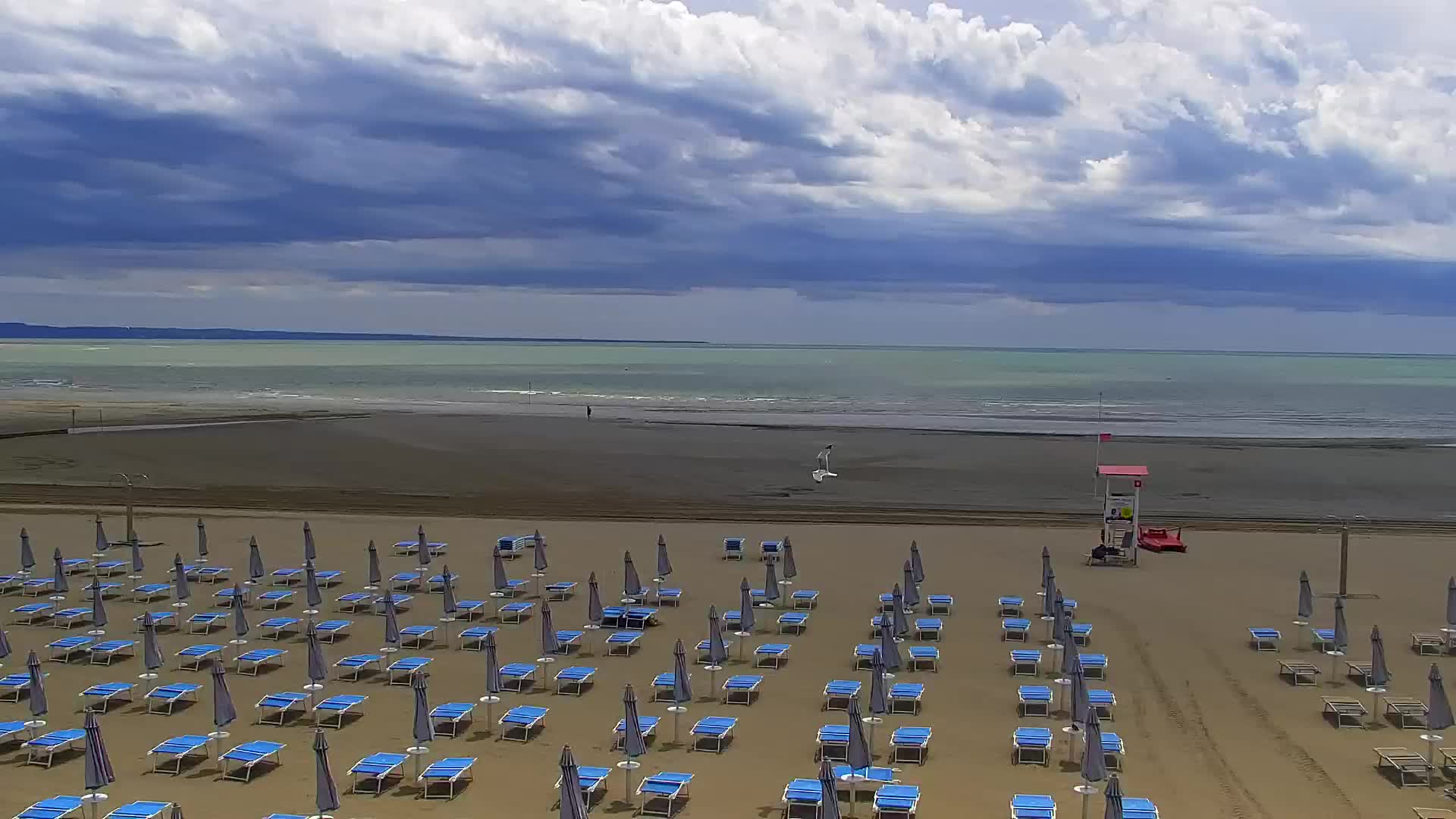 Grado Beach and Aquapark Views in Real Time