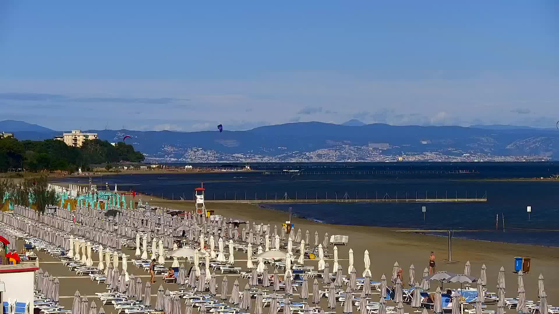 Webcam Live Grado: Vista sulla spiaggia e sull’acquapark in tempo reale