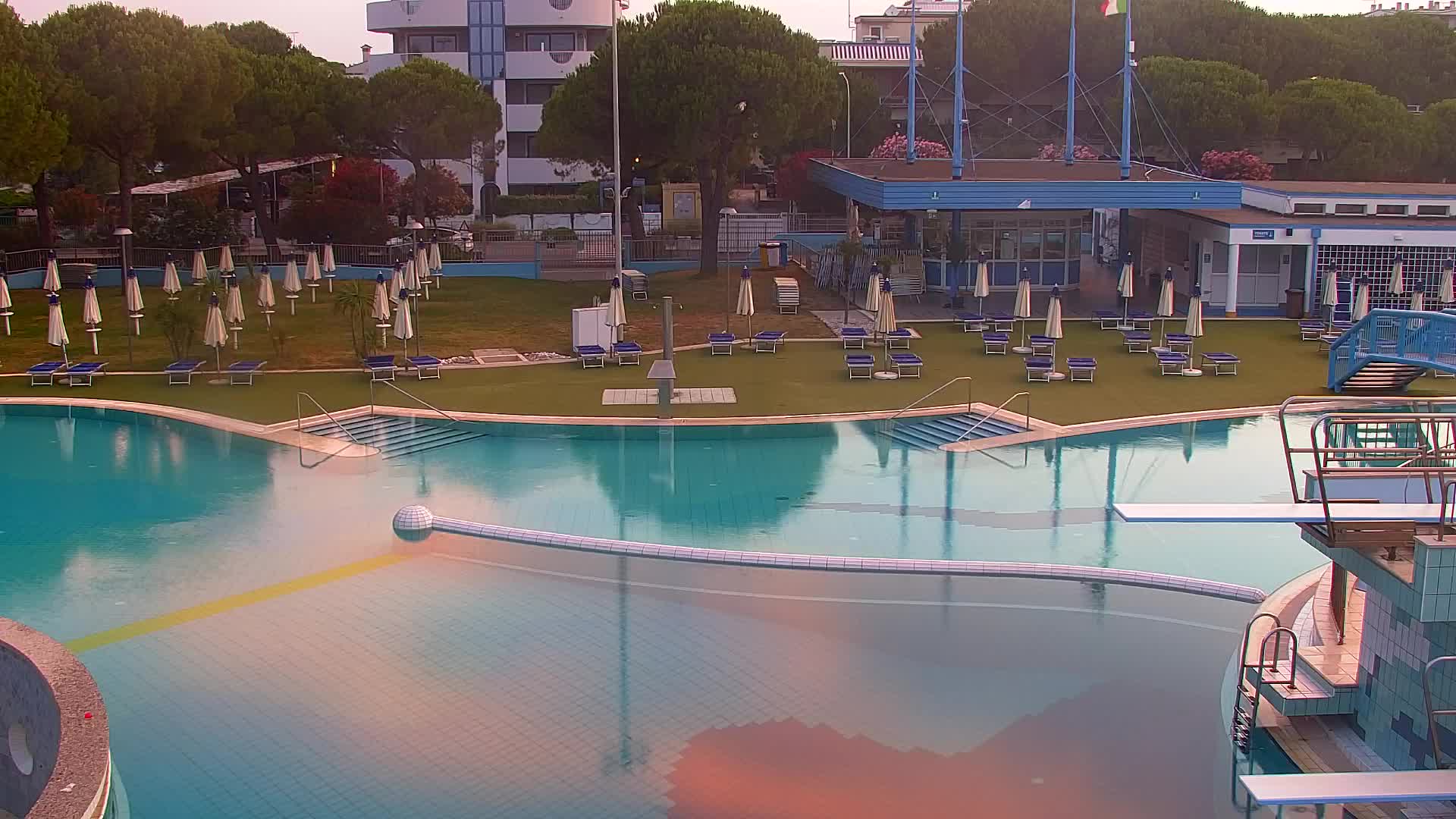 Grado Beach and Aquapark Views in Real Time