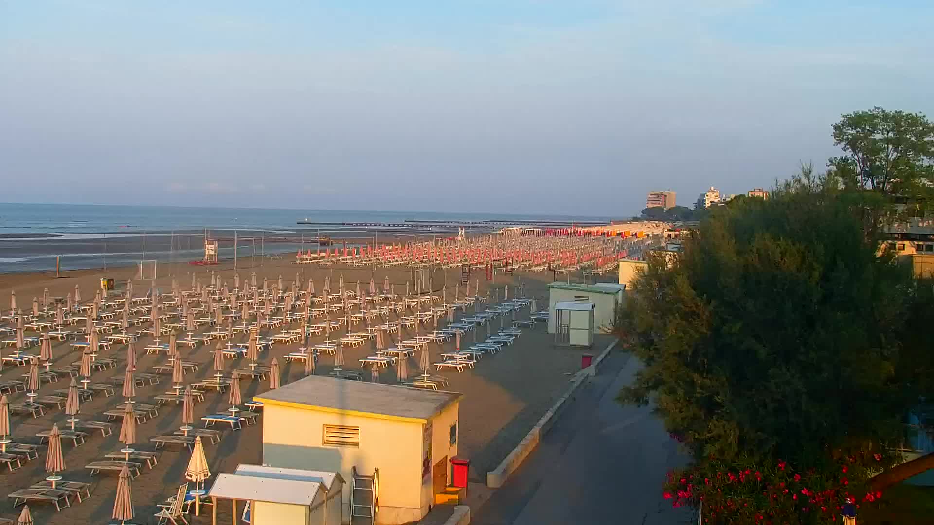 Webcam en direct Grado : Vues sur la plage et l’aquapark en temps réel