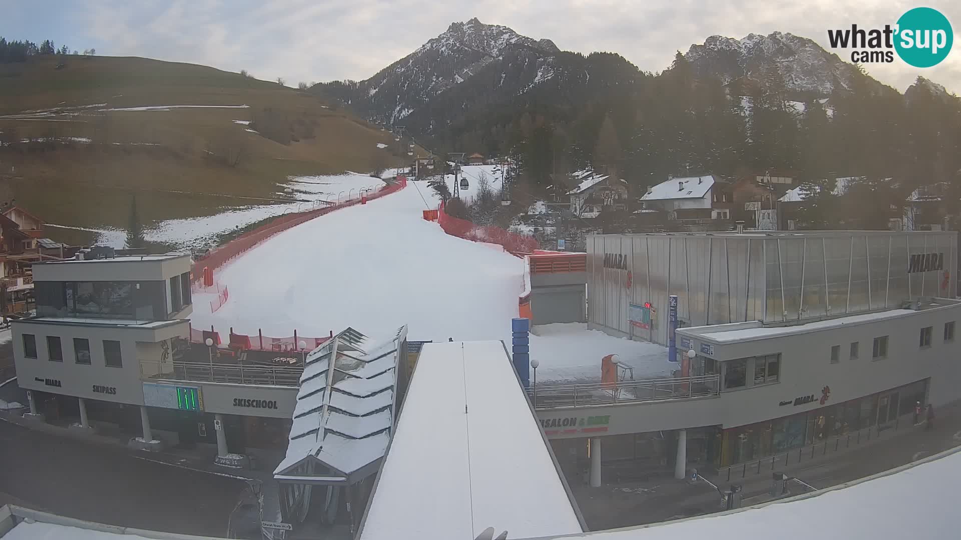 Kronplatz spletna kamera Miara spodnja postaja