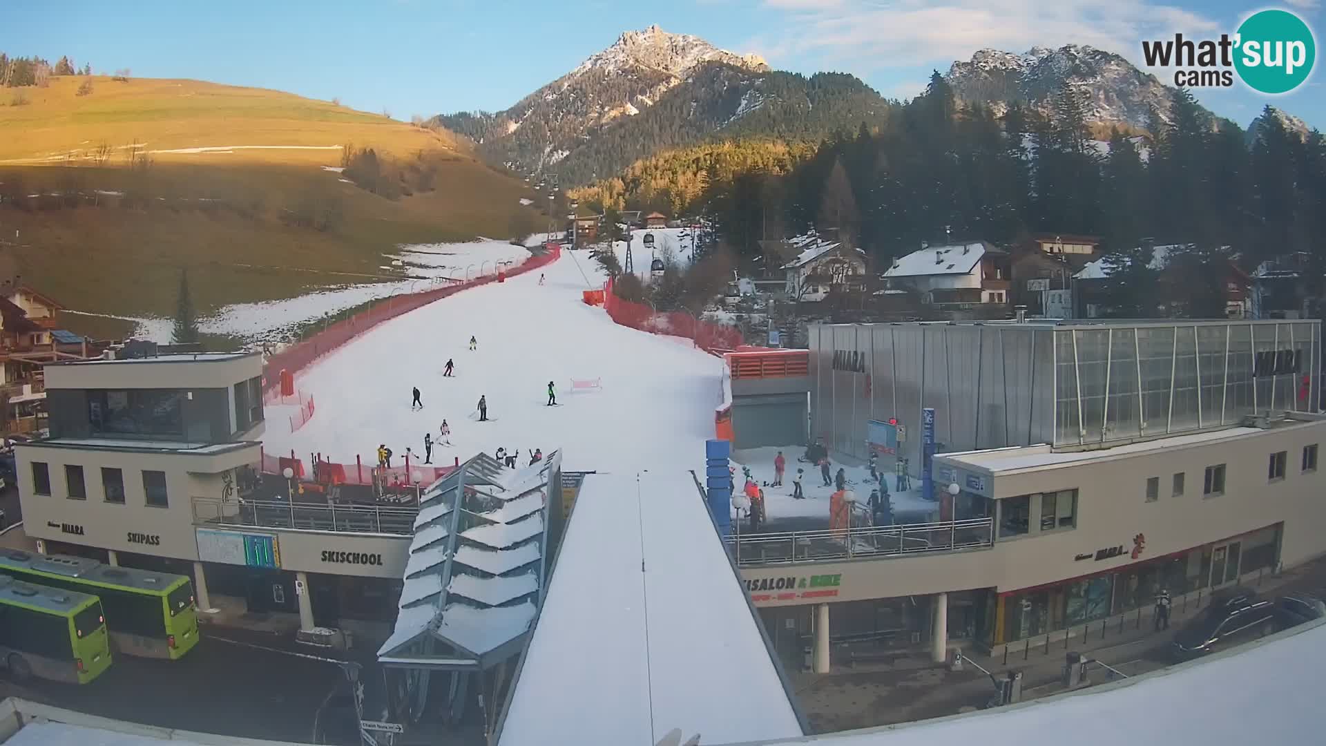 Plan de Corones Kronplatz Miara webcam en vivo – estación de valle