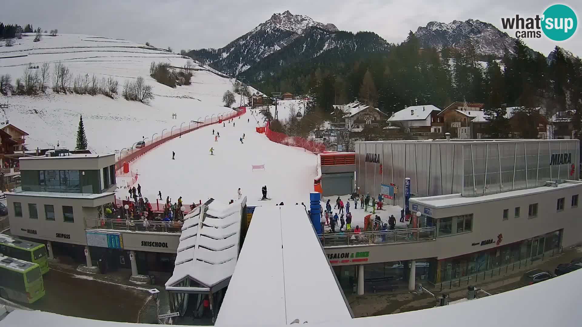 Kronplatz spletna kamera Miara spodnja postaja