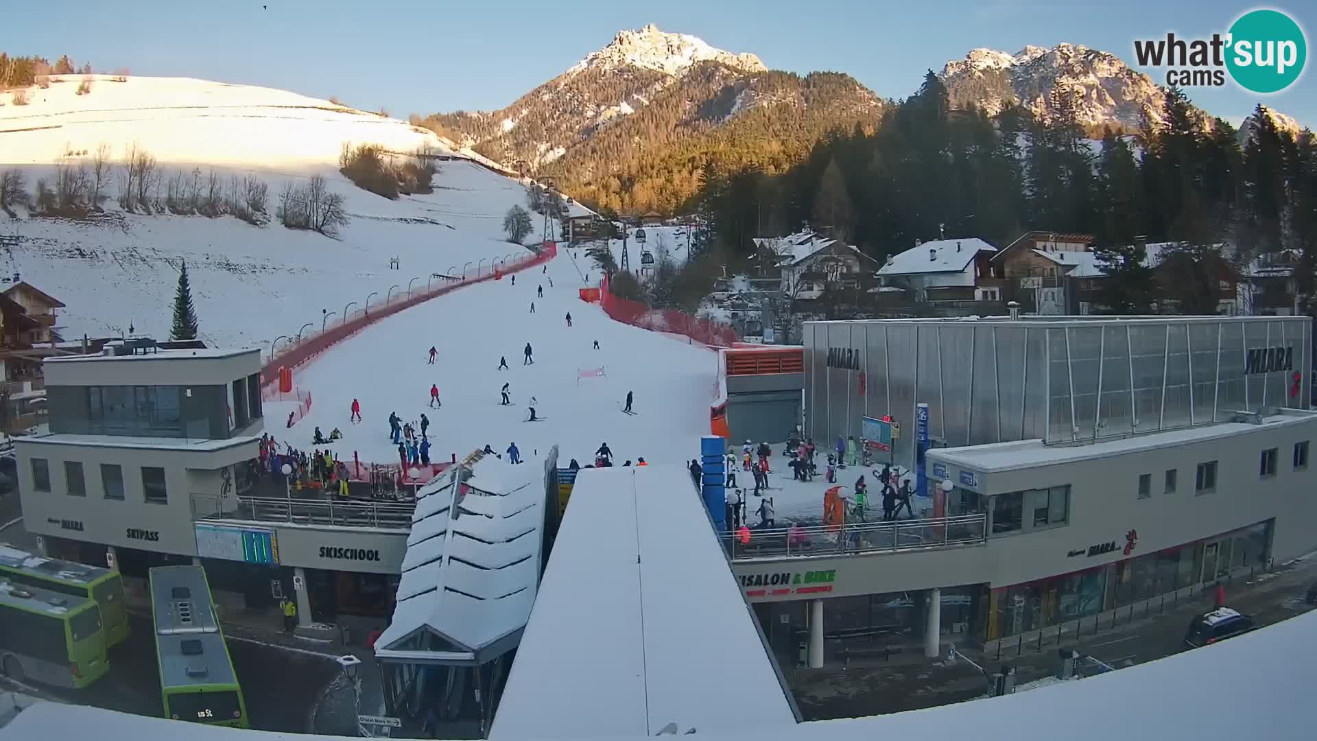 Kronplatz spletna kamera Miara spodnja postaja