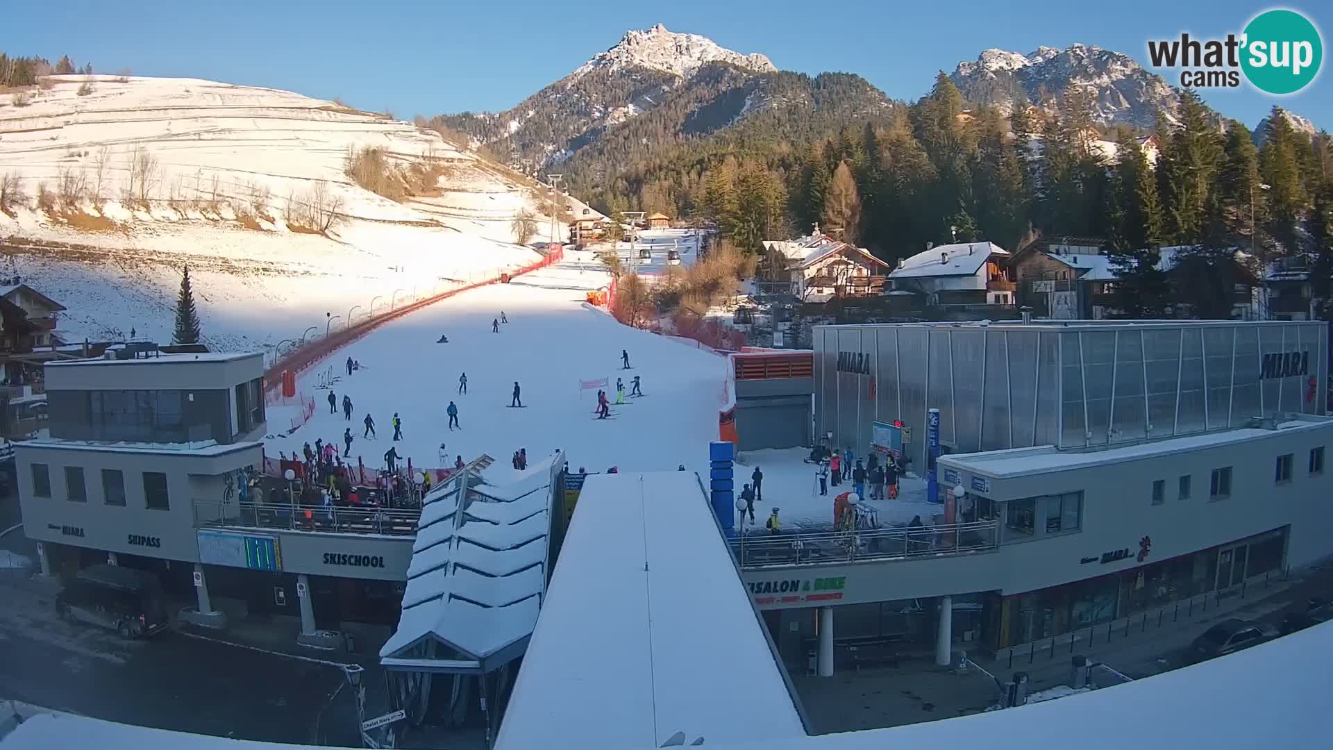 Plan de Corones Kronplatz Miara webcam en vivo – estación de valle