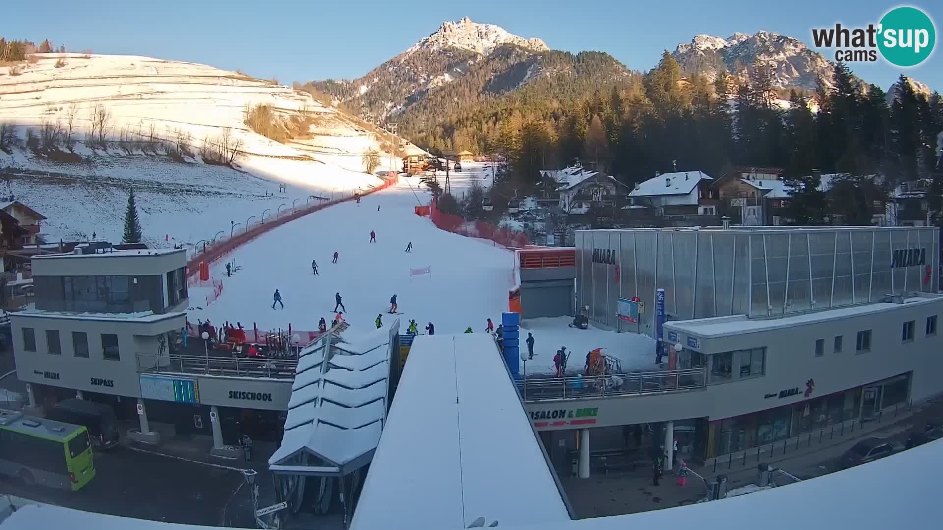 Plan de Corones Kronplatz Miara webcam en vivo – estación de valle