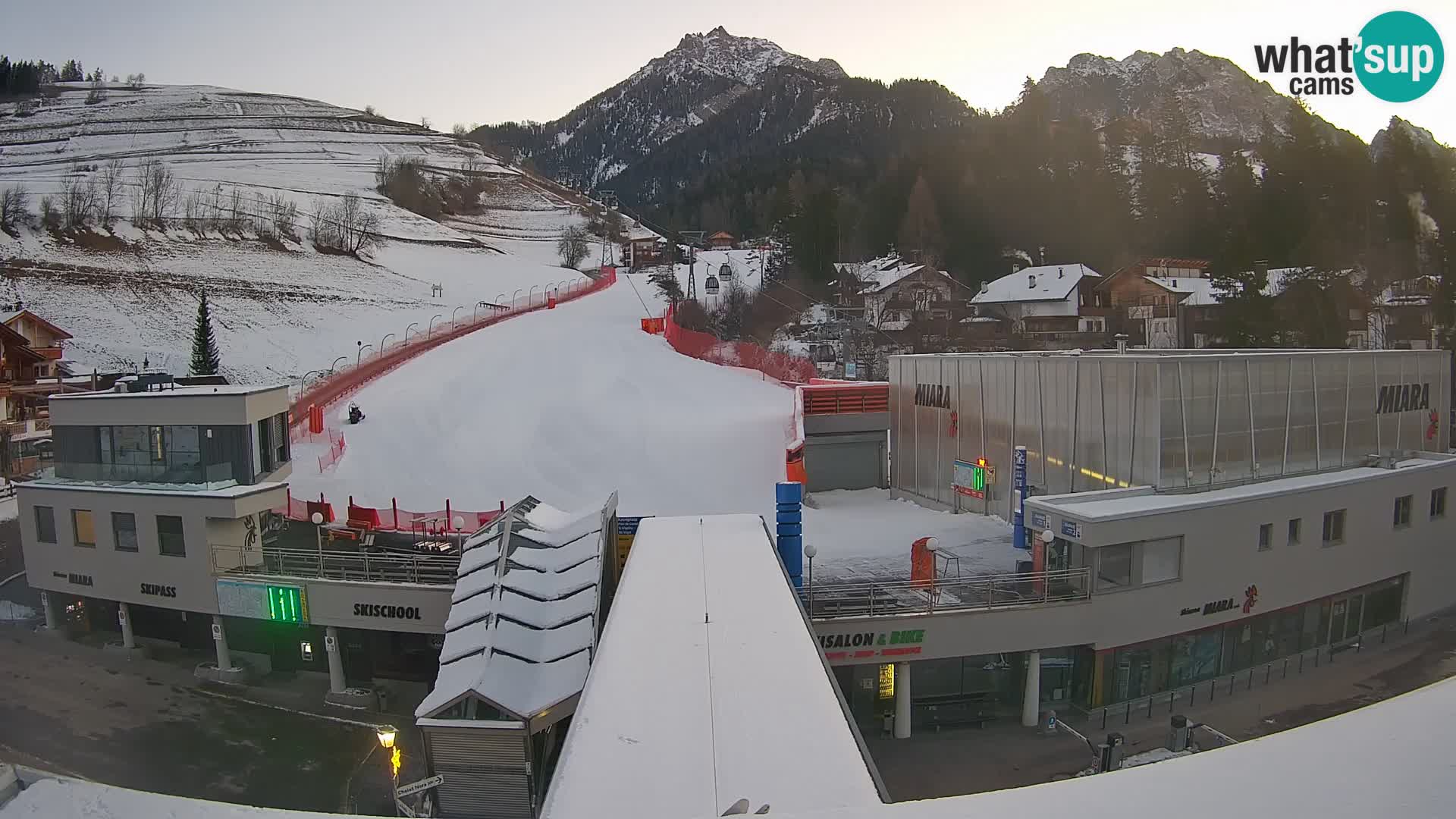 Kronplatz webcam Valley sation of Miara