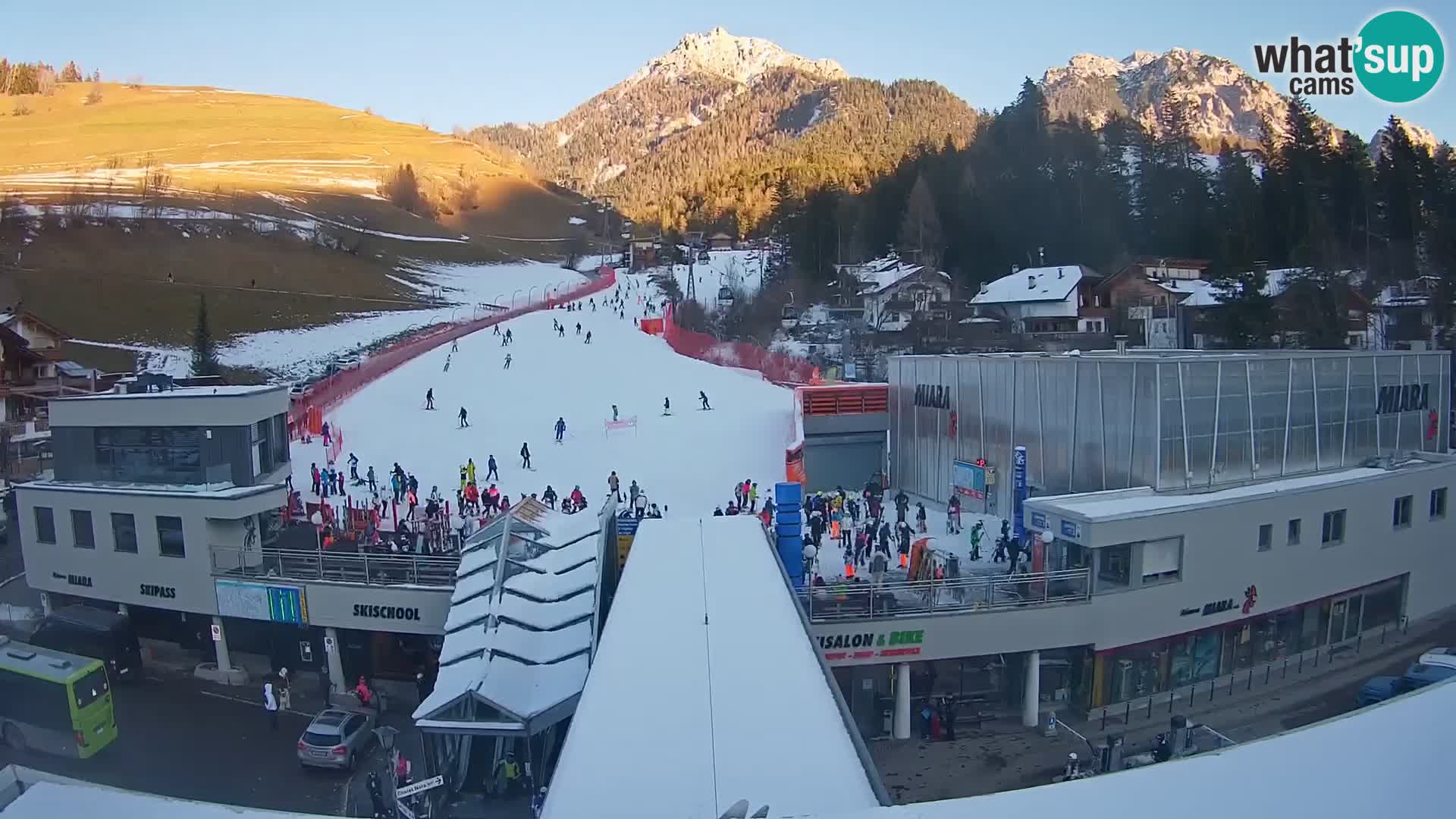 Kronplatz | Webcam Plan de Corones MIARA stazione valle