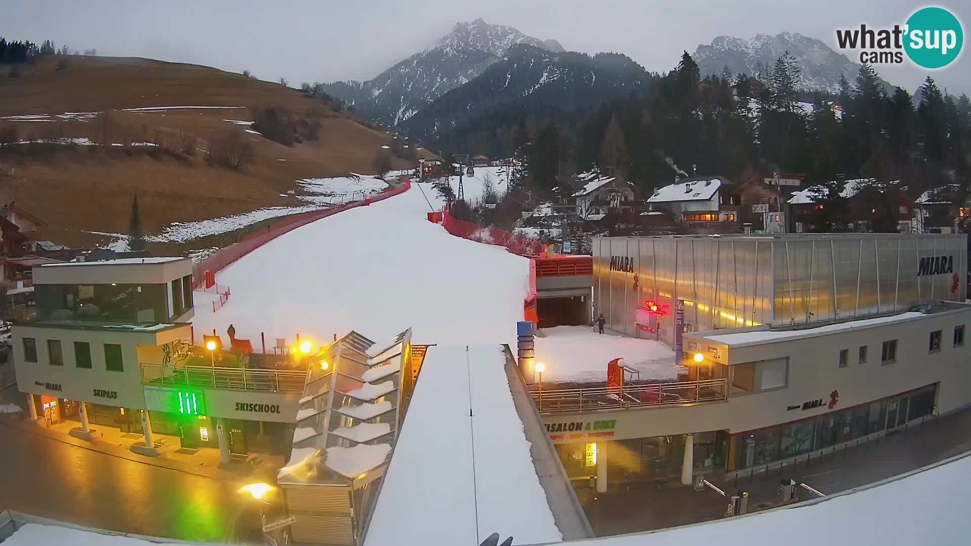 Plan de Corones Kronplatz Miara webcam en vivo – estación de valle