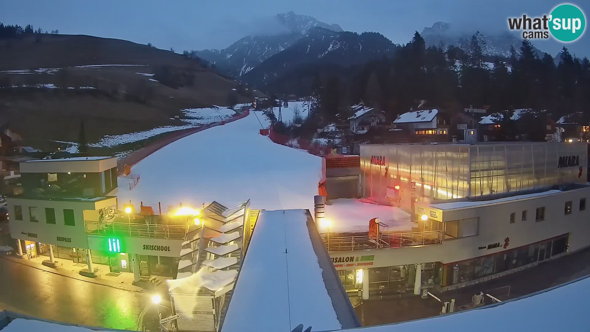 Kronplatz spletna kamera Miara spodnja postaja