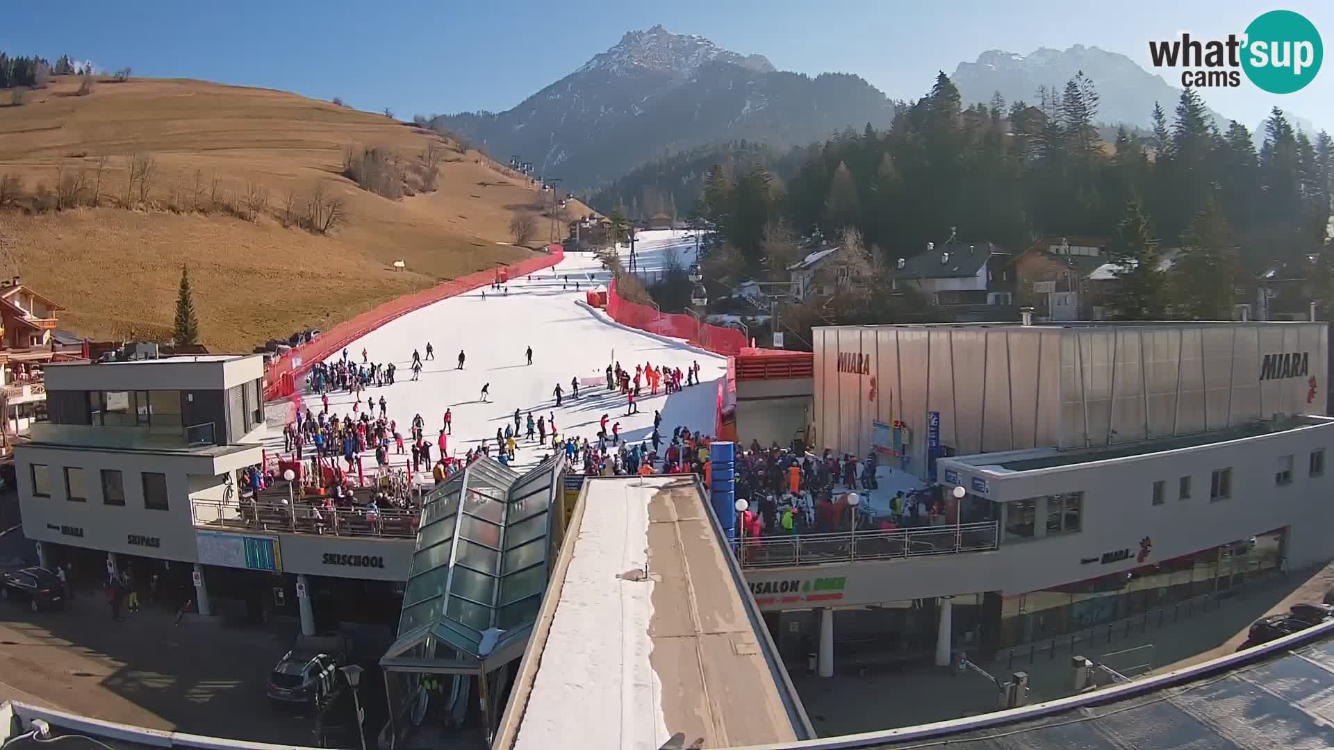 Kronplatz spletna kamera Miara spodnja postaja