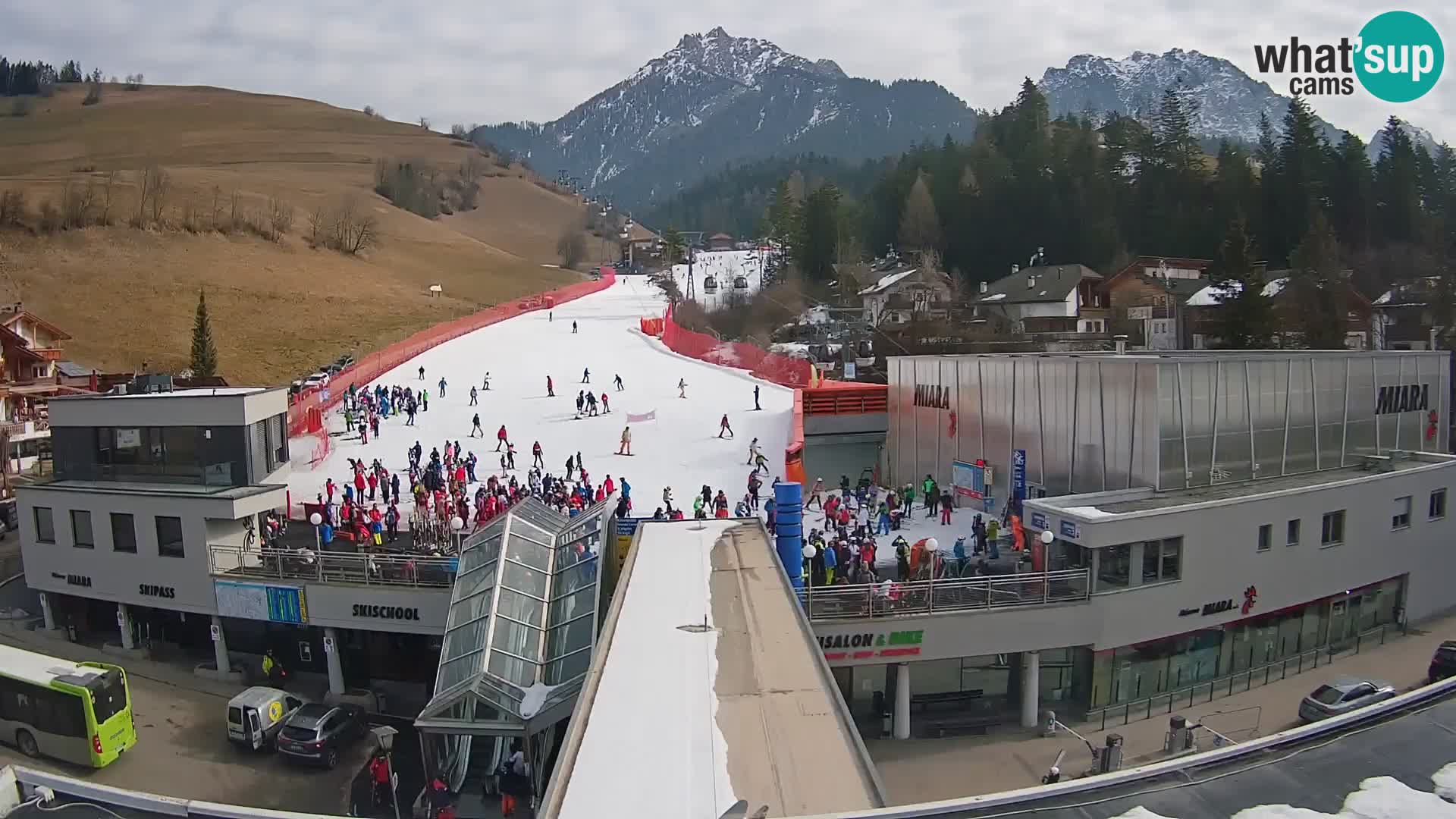 Kronplatz spletna kamera Miara spodnja postaja