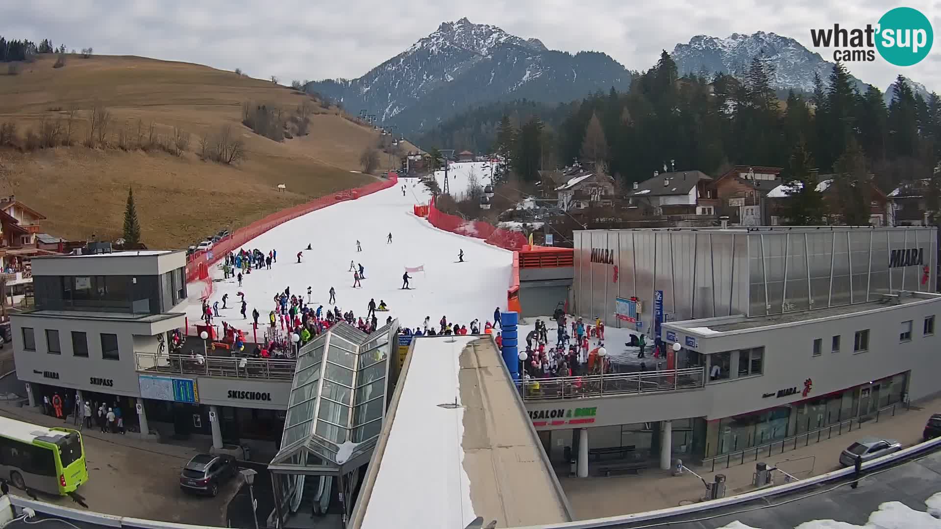 Kronplatz spletna kamera Miara spodnja postaja