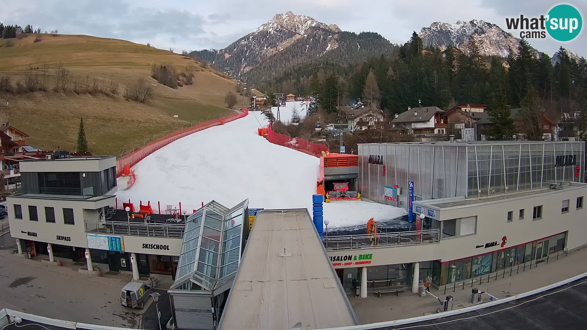 Kronplatz spletna kamera Miara spodnja postaja