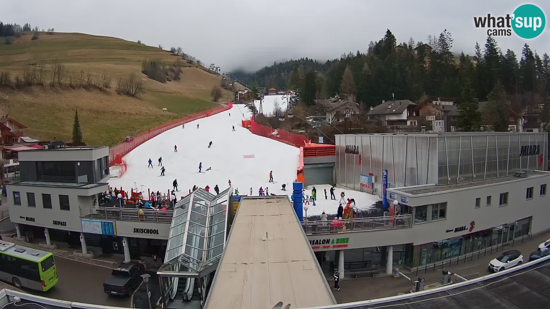 Kronplatz spletna kamera Miara spodnja postaja