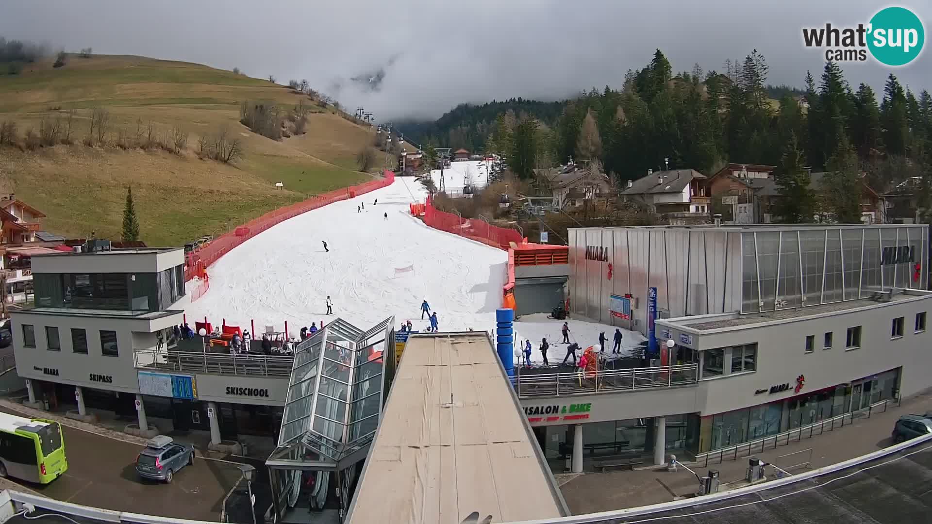 Kronplatz spletna kamera Miara spodnja postaja