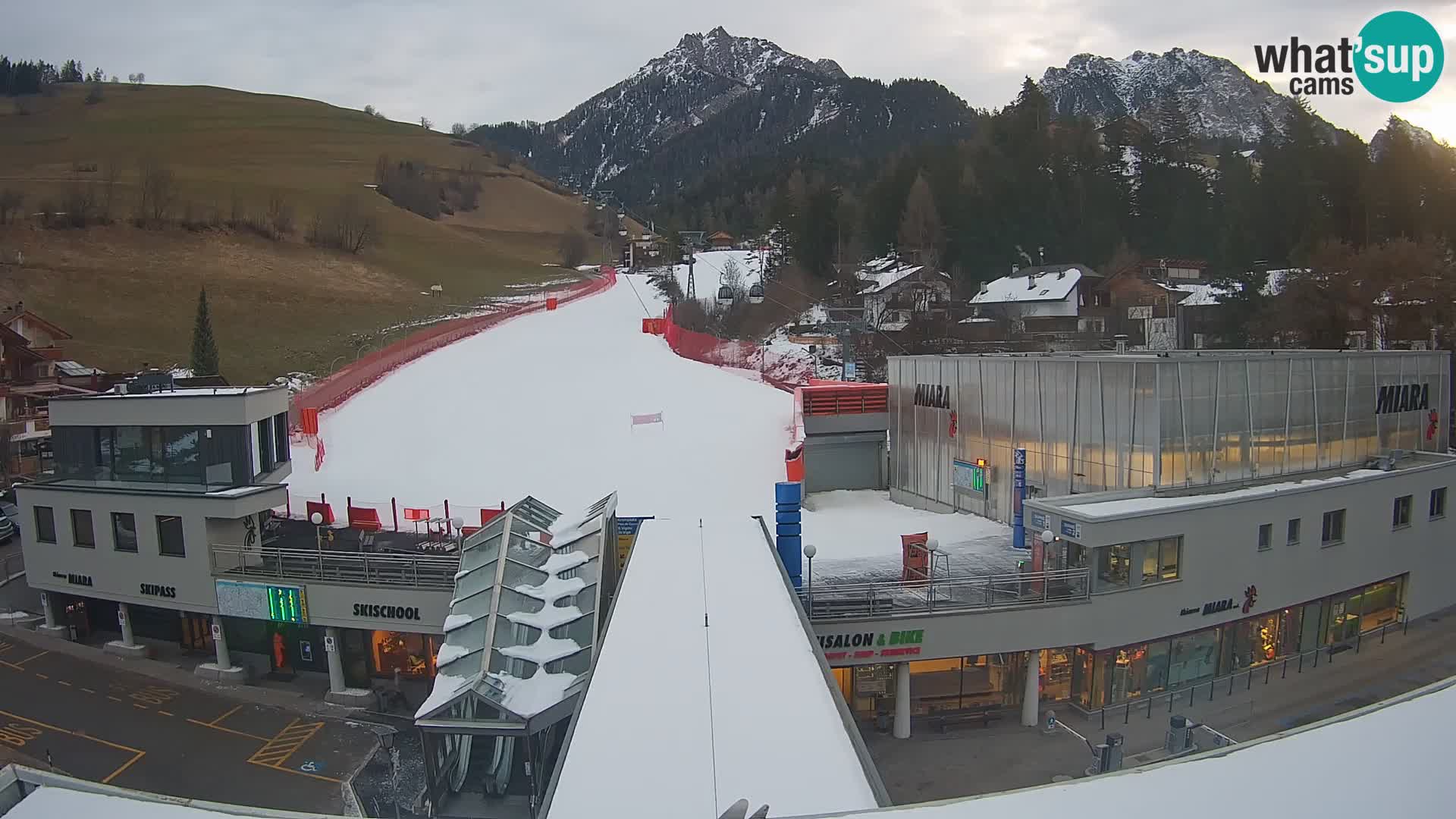 Kronplatz spletna kamera Miara spodnja postaja