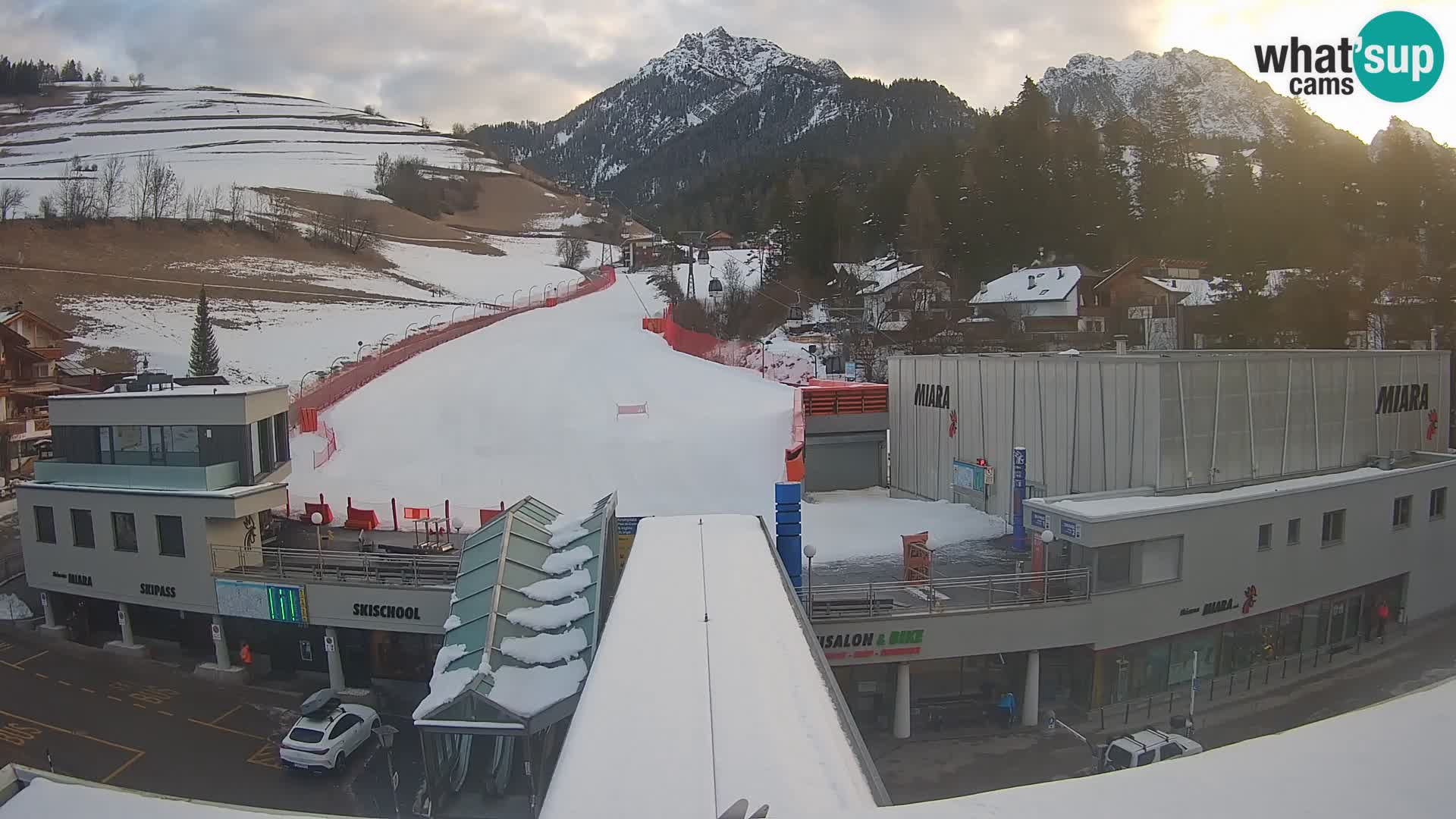 Kronplatz spletna kamera Miara spodnja postaja