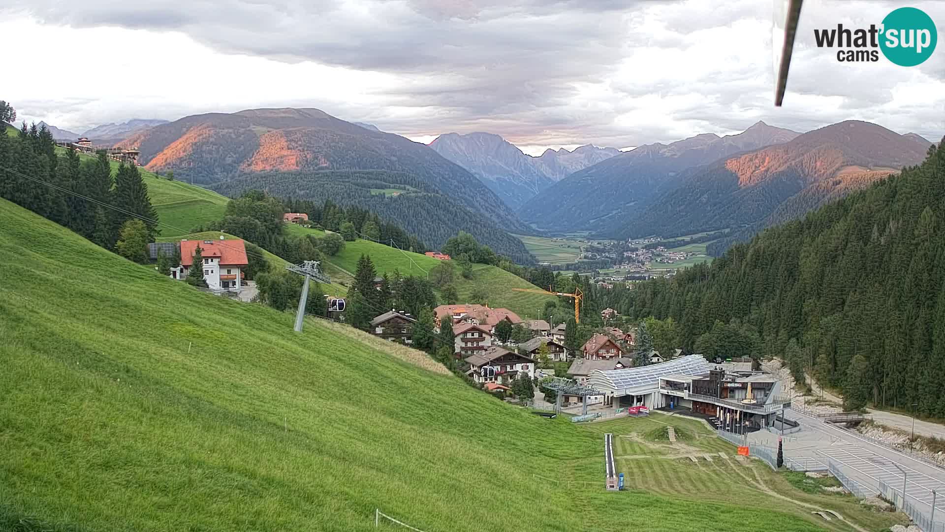 Snowpark Kronplatz webcam