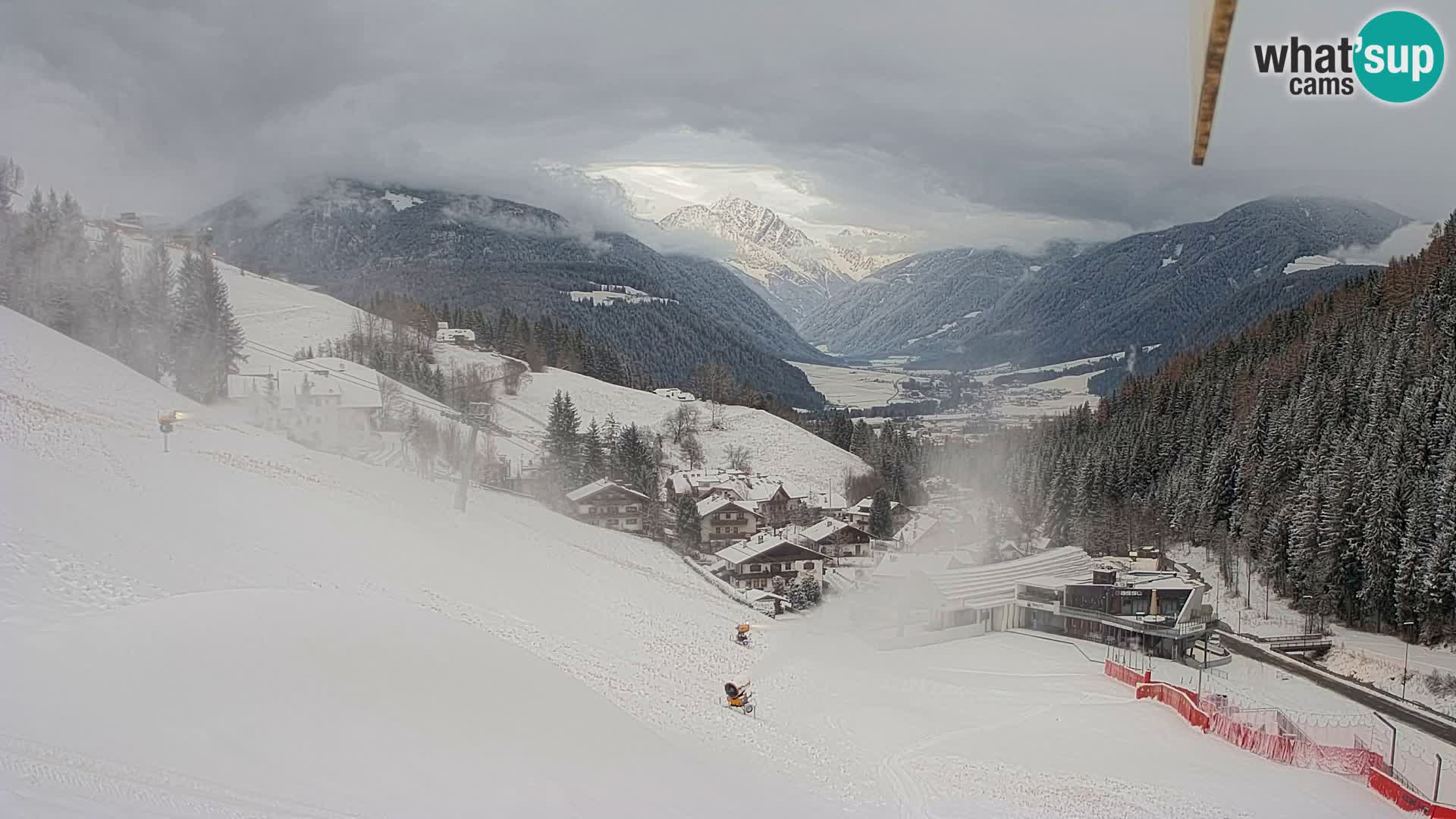 Snowpark Kronplatz webcam