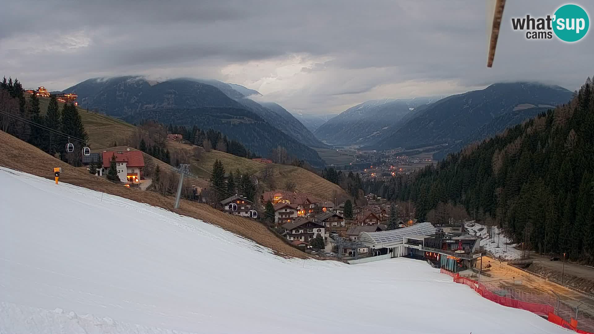 Snowpark Kronplatz webcam