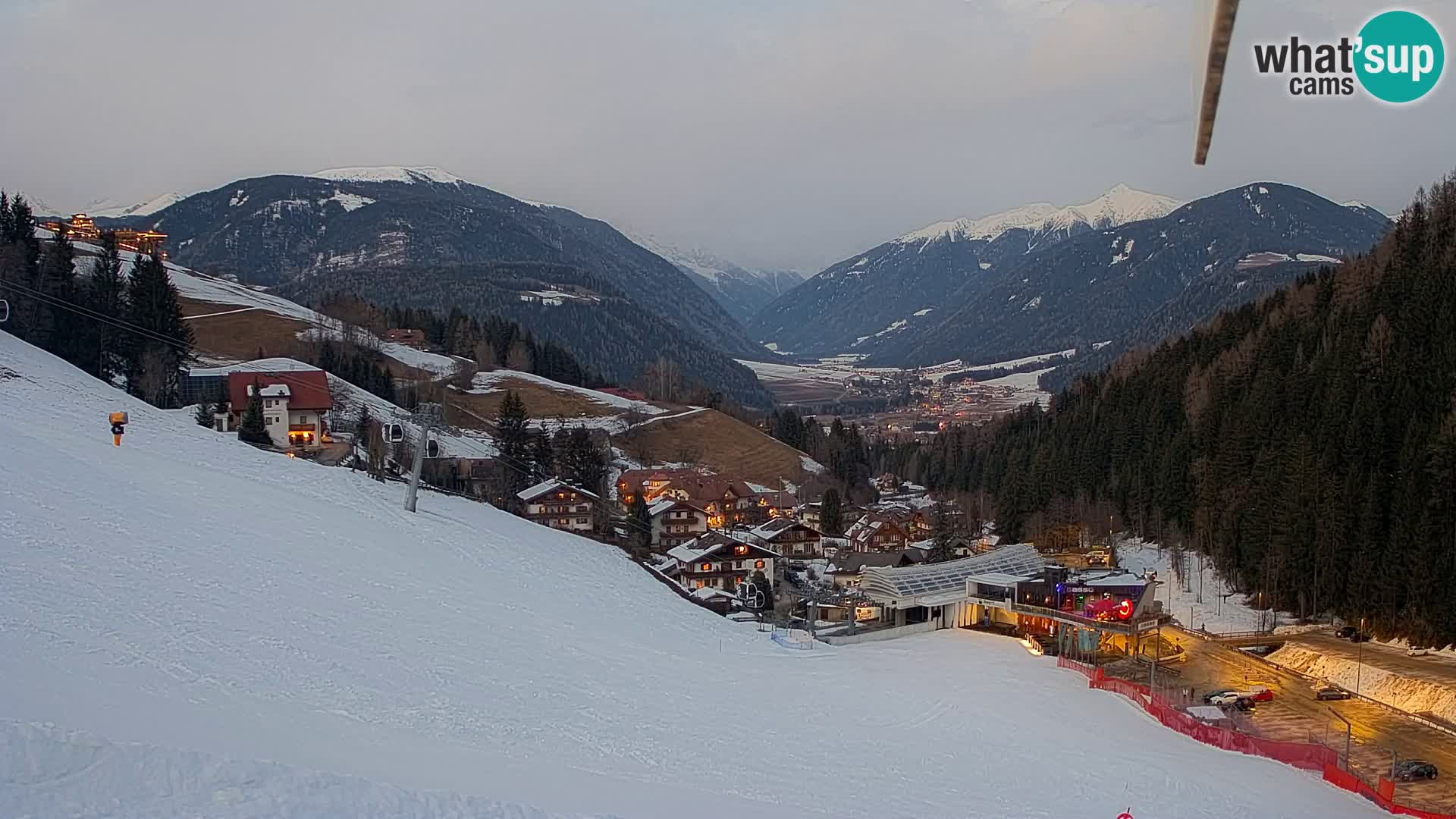 Snowpark Kronplatz webcam