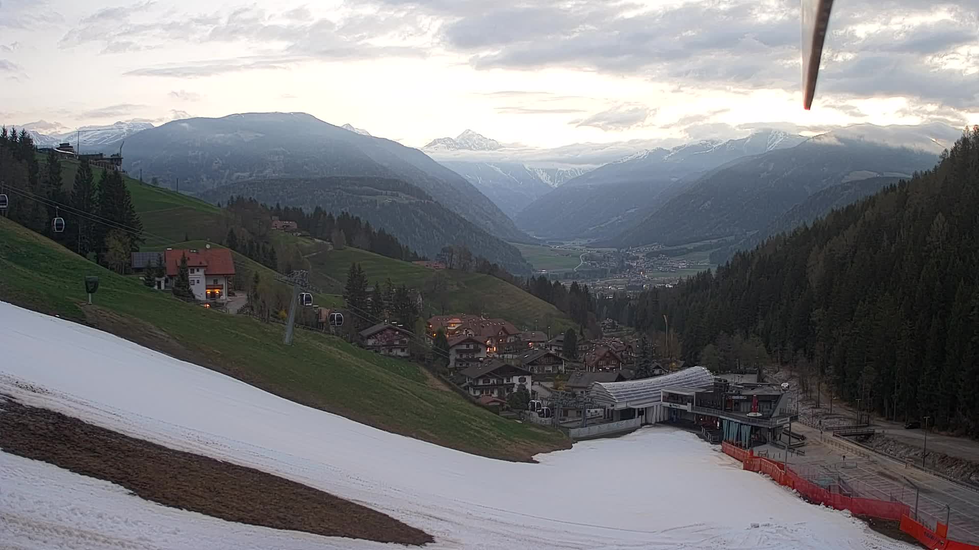 Snowpark Kronplatz webcam
