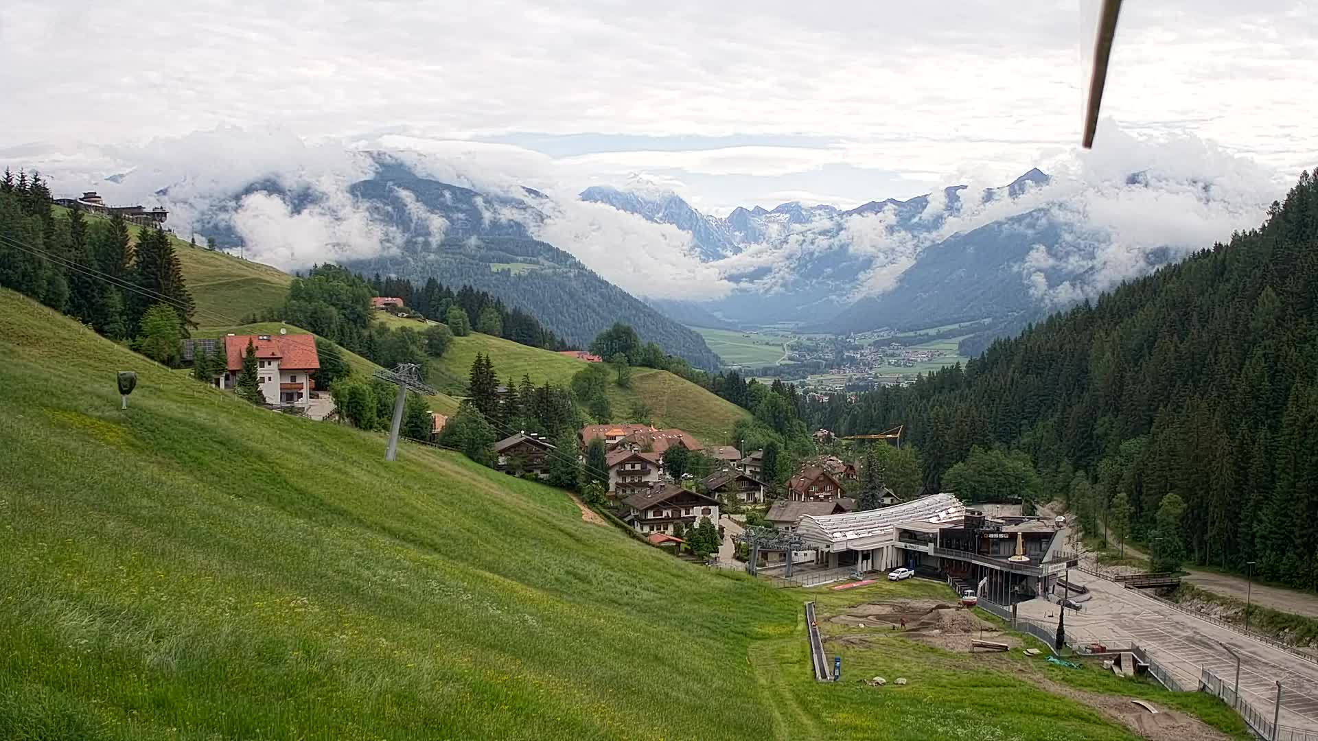 Snowpark Kronplatz webcam