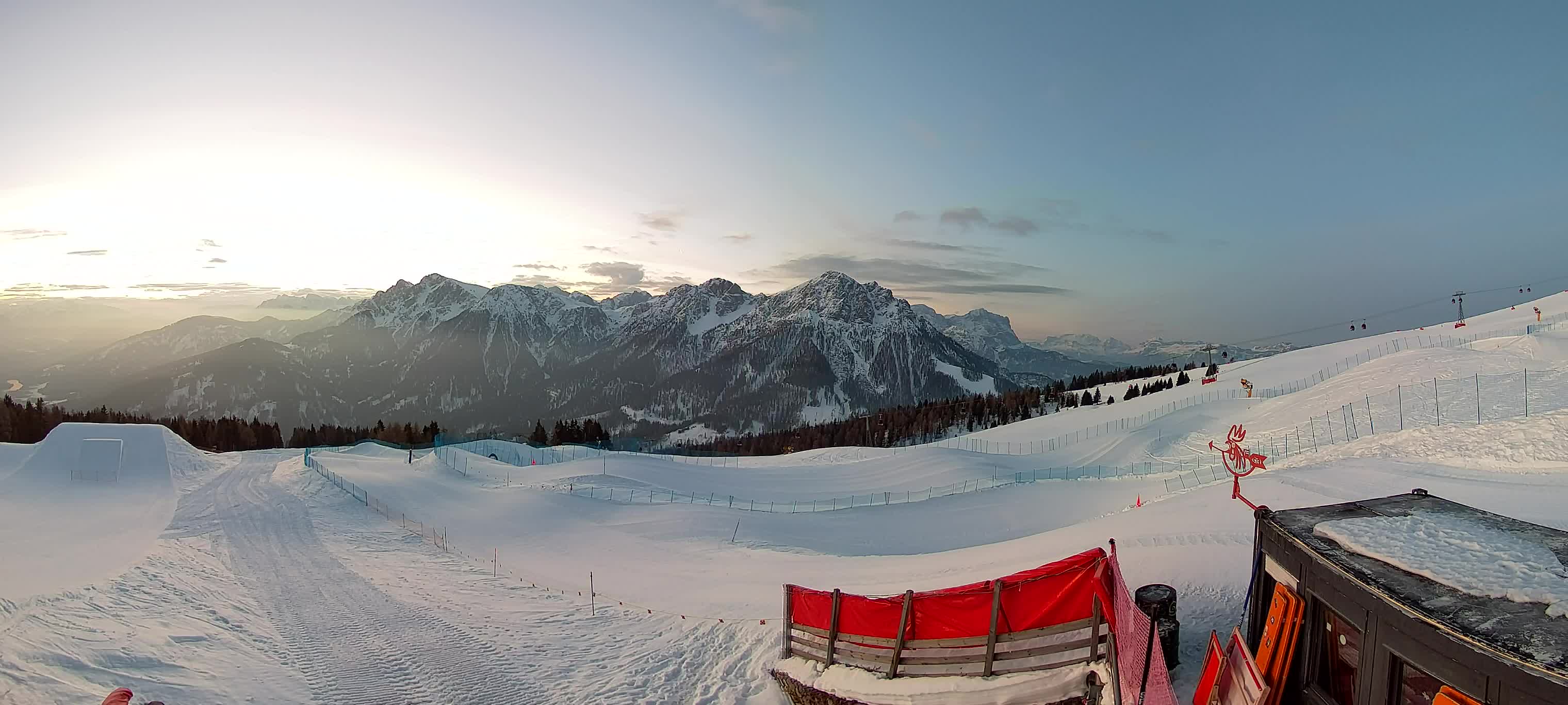 Snowpark Kronplatz live webcam