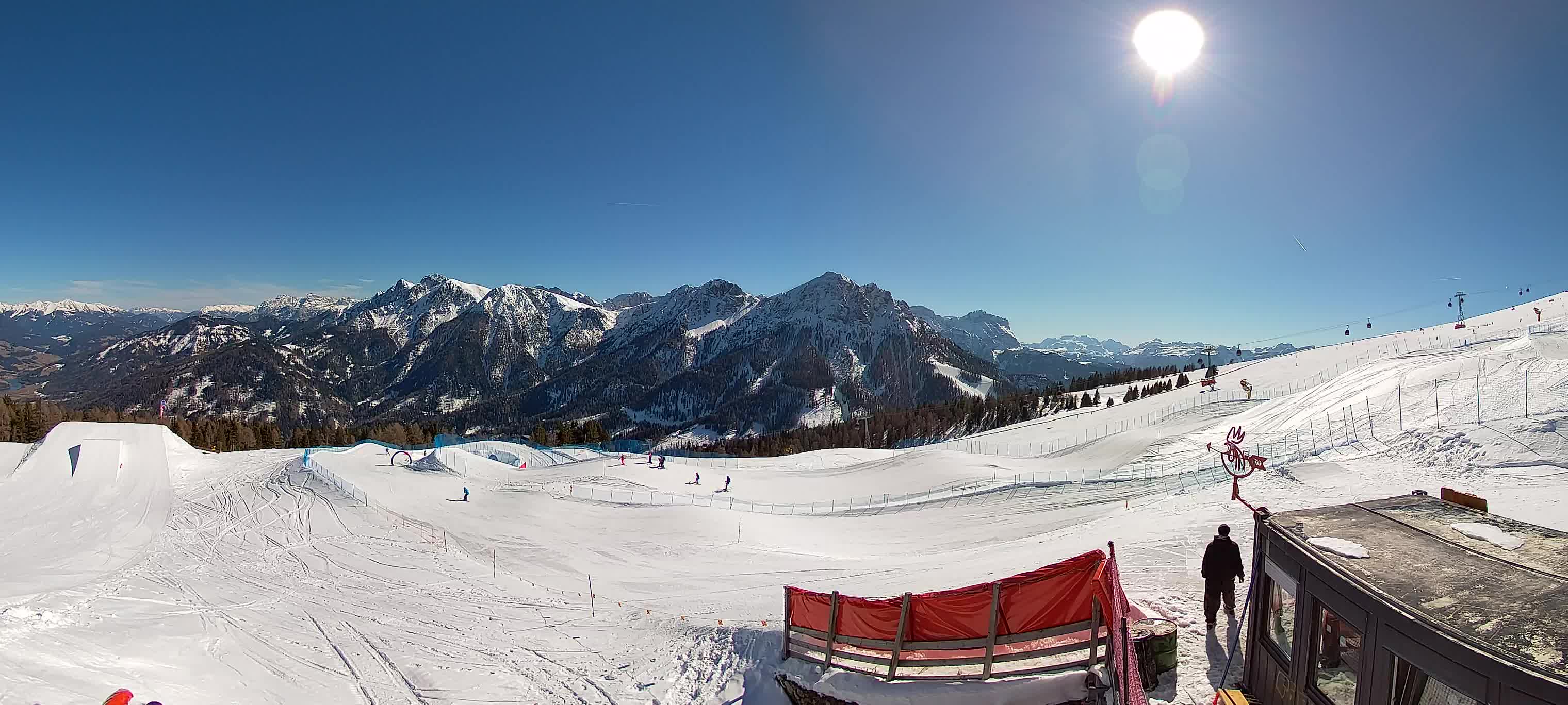 Snowpark Kronplatz live webcam