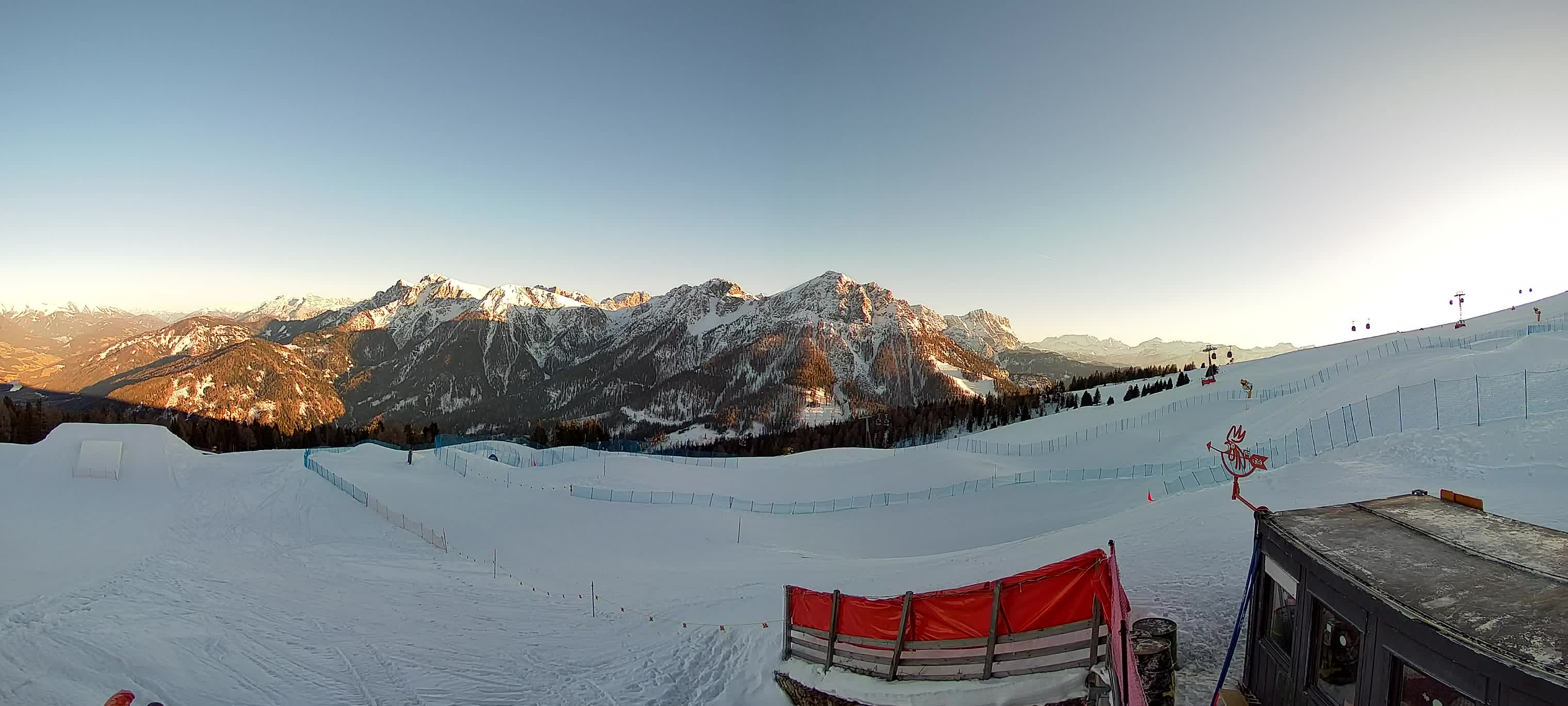 Snowpark Kronplatz live webcam