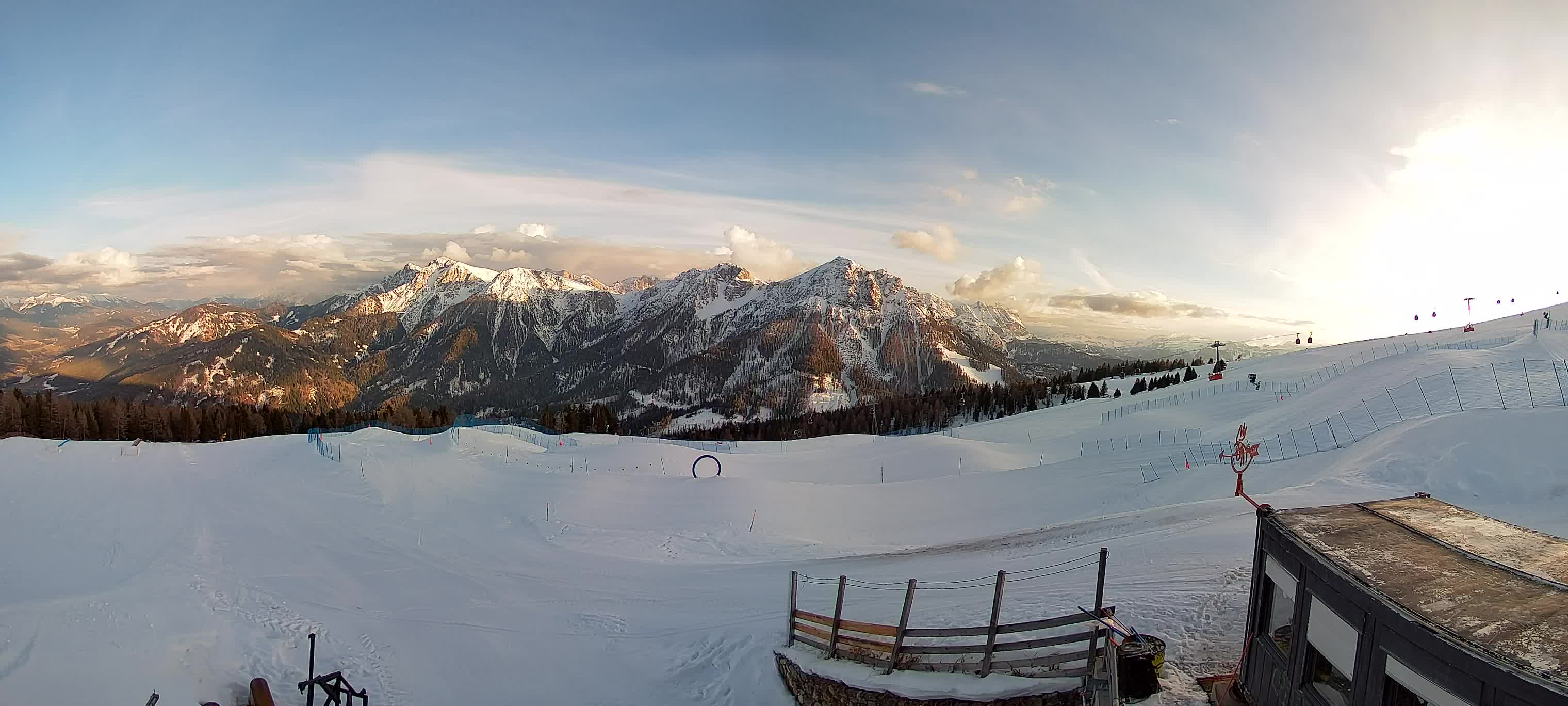 Snowpark Kronplatz live webcam