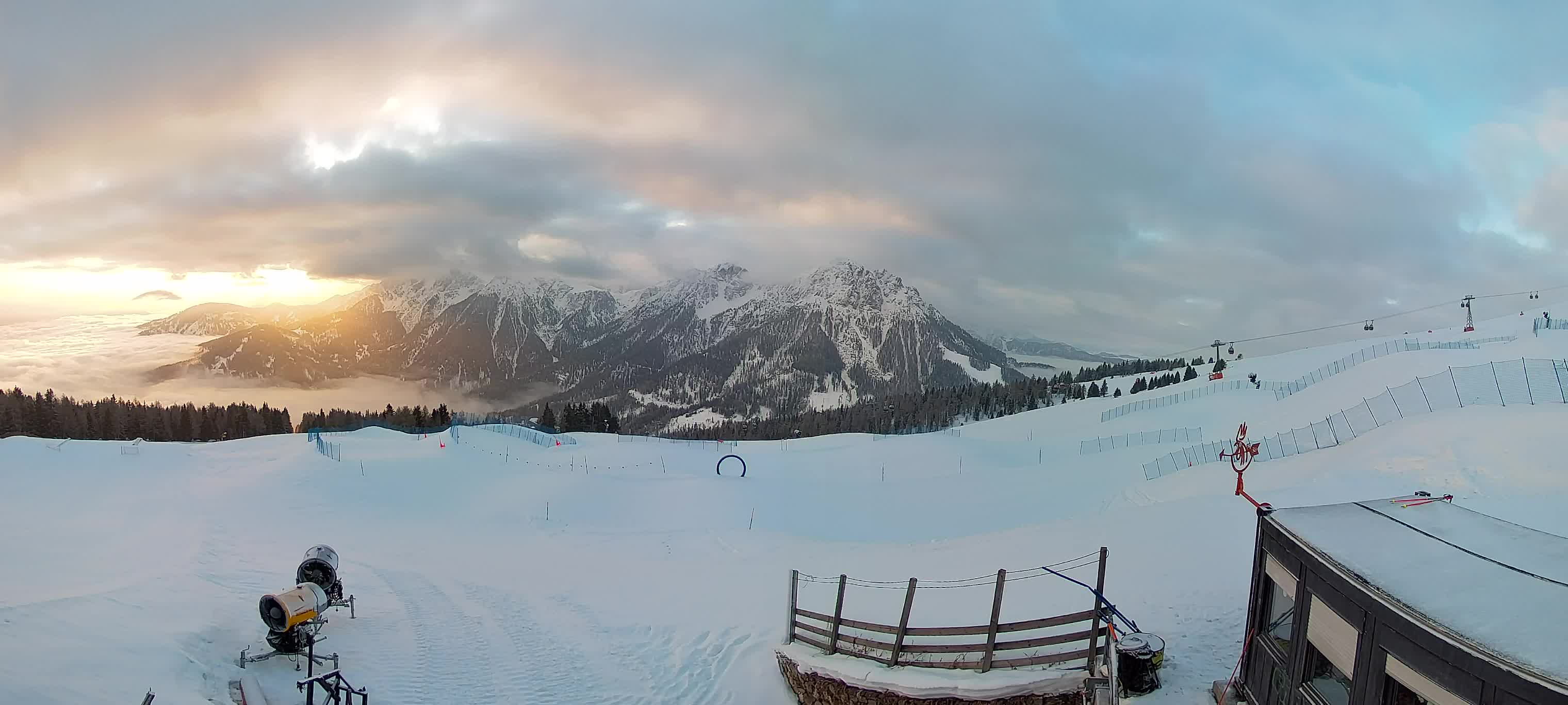 Snowpark Kronplatz live webcam