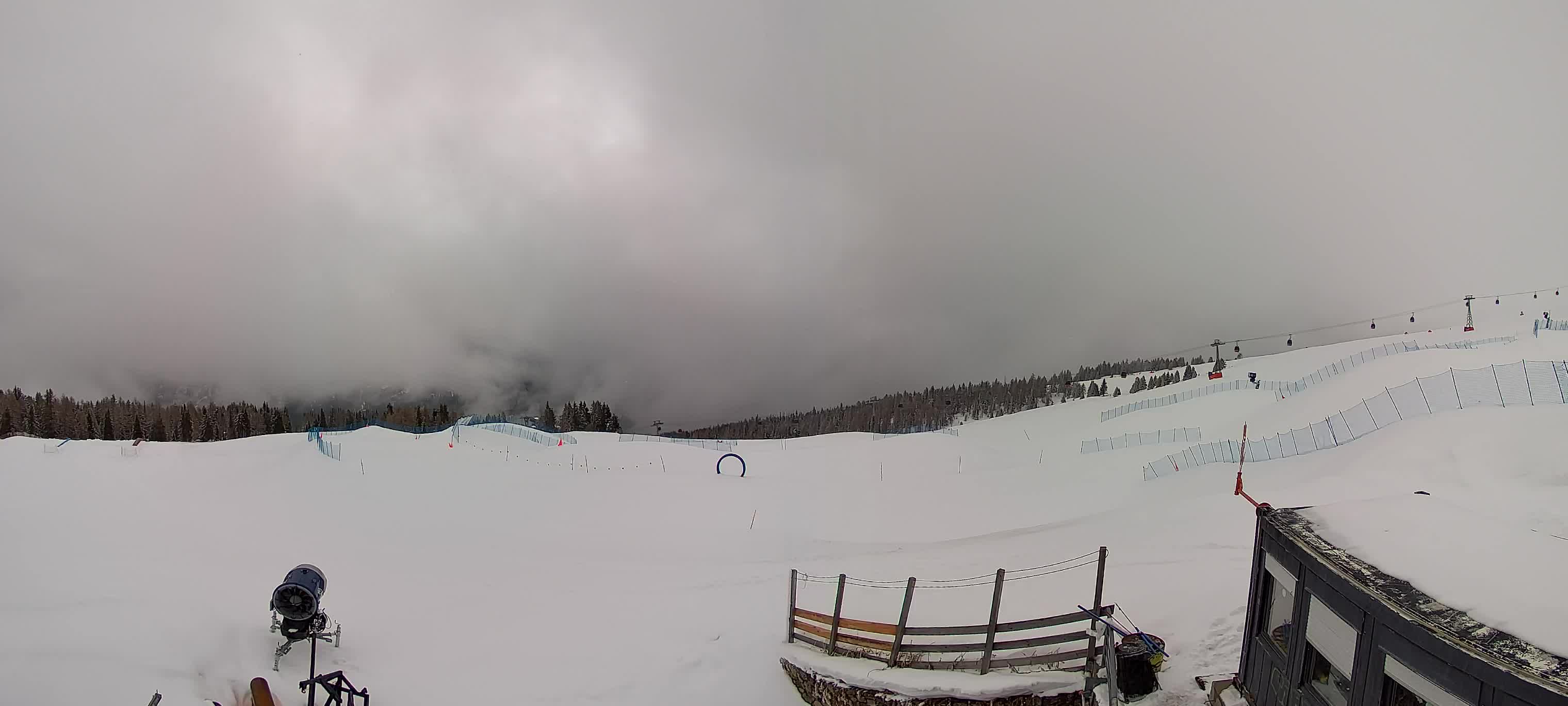 Snowpark Kronplatz live webcam