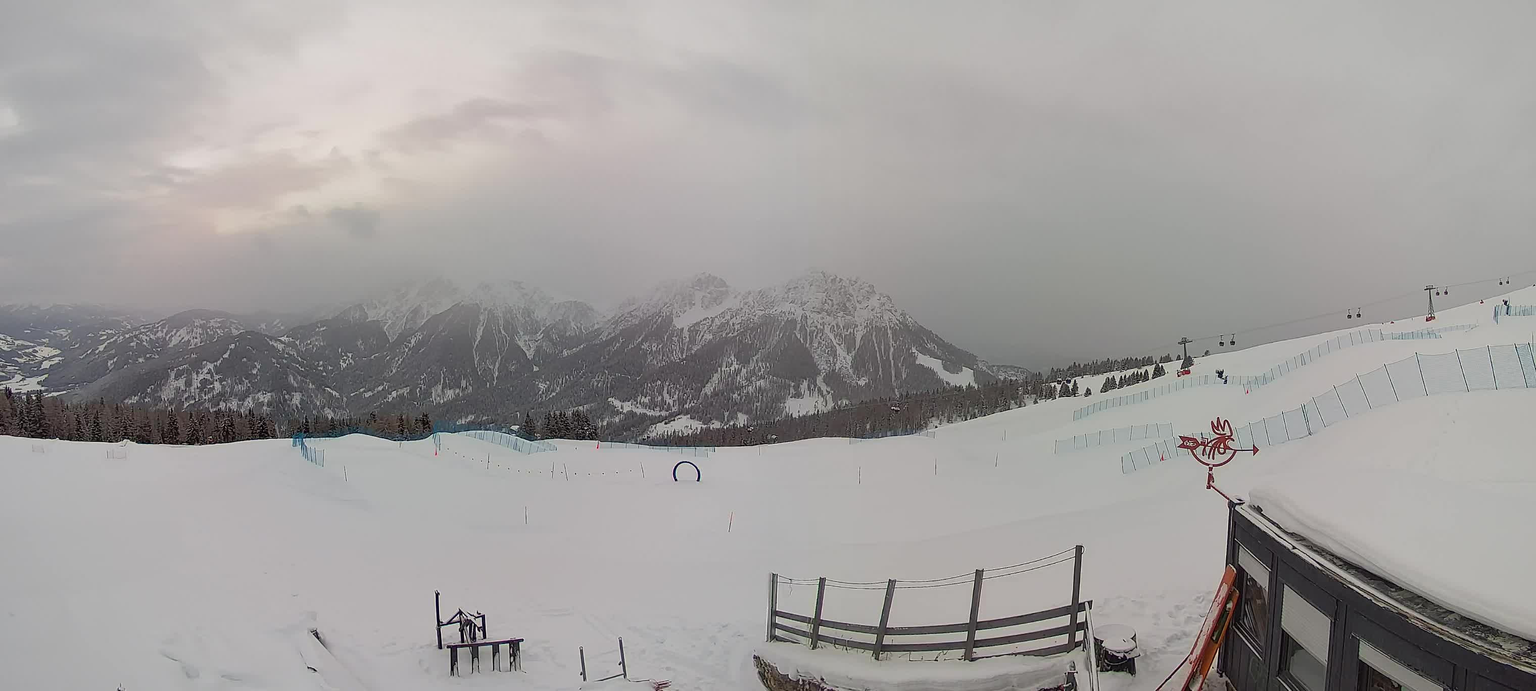 Snowpark Kronplatz live webcam