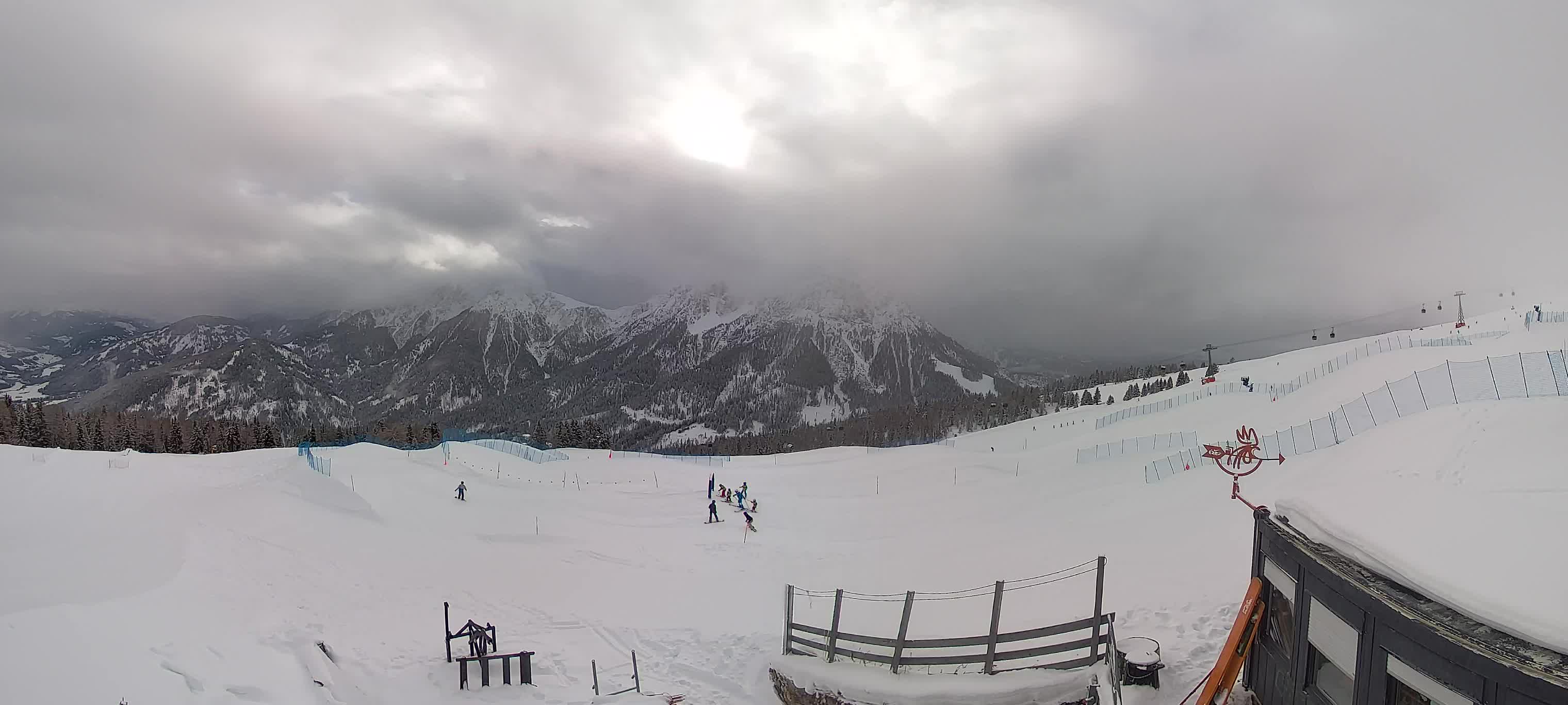 Snowpark Kronplatz live webcam