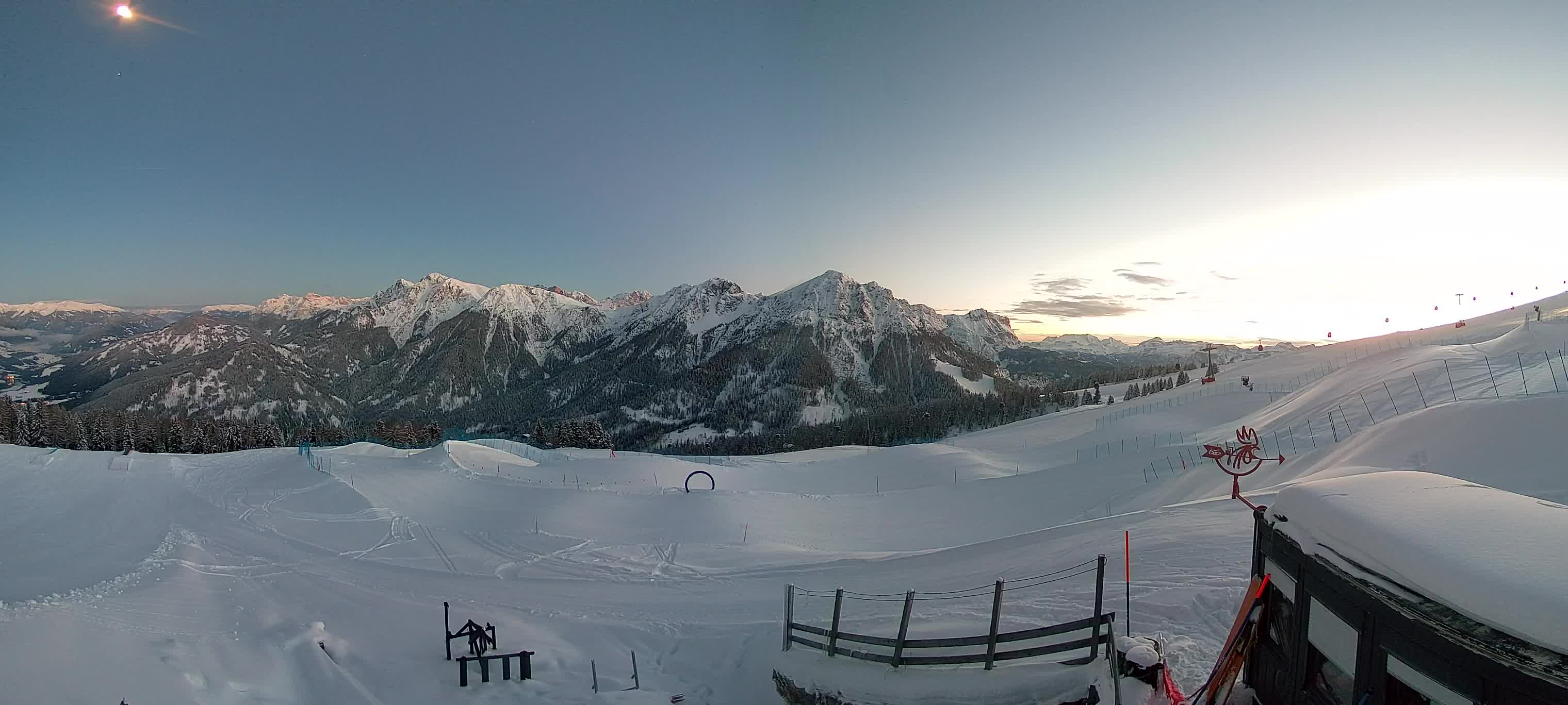 Snowpark Kronplatz live webcam