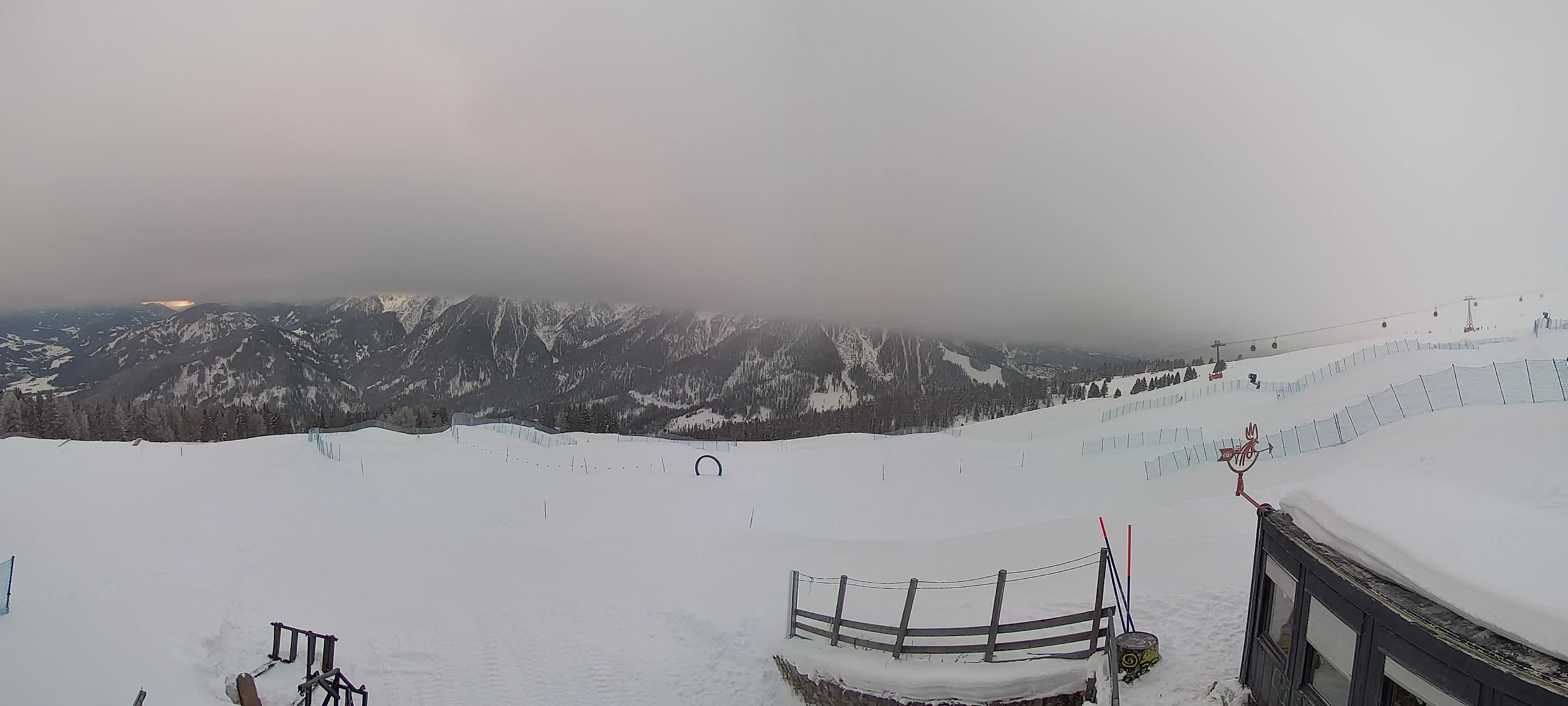 Snowpark Kronplatz live webcam